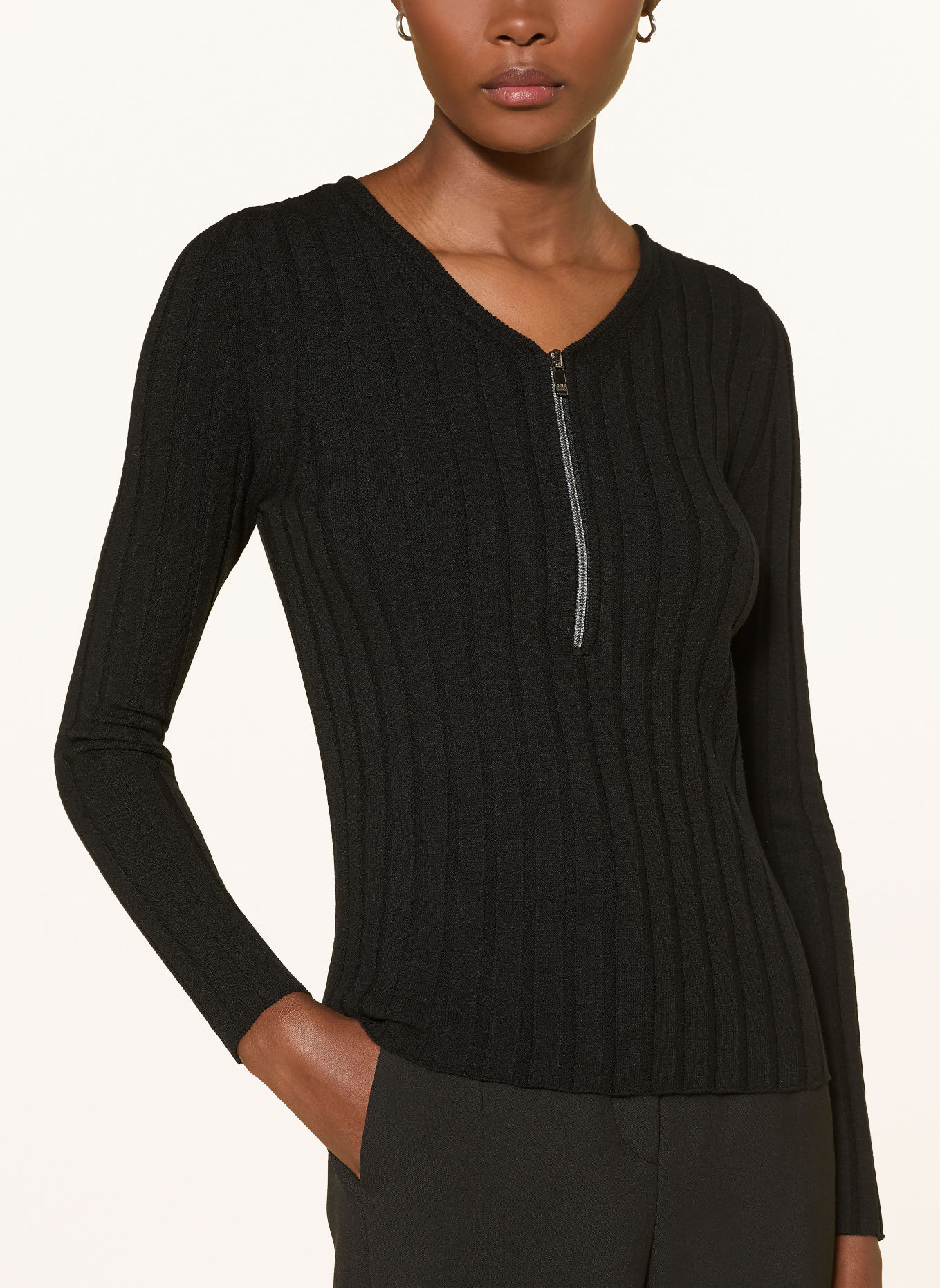RIANI Sweater: BLACK