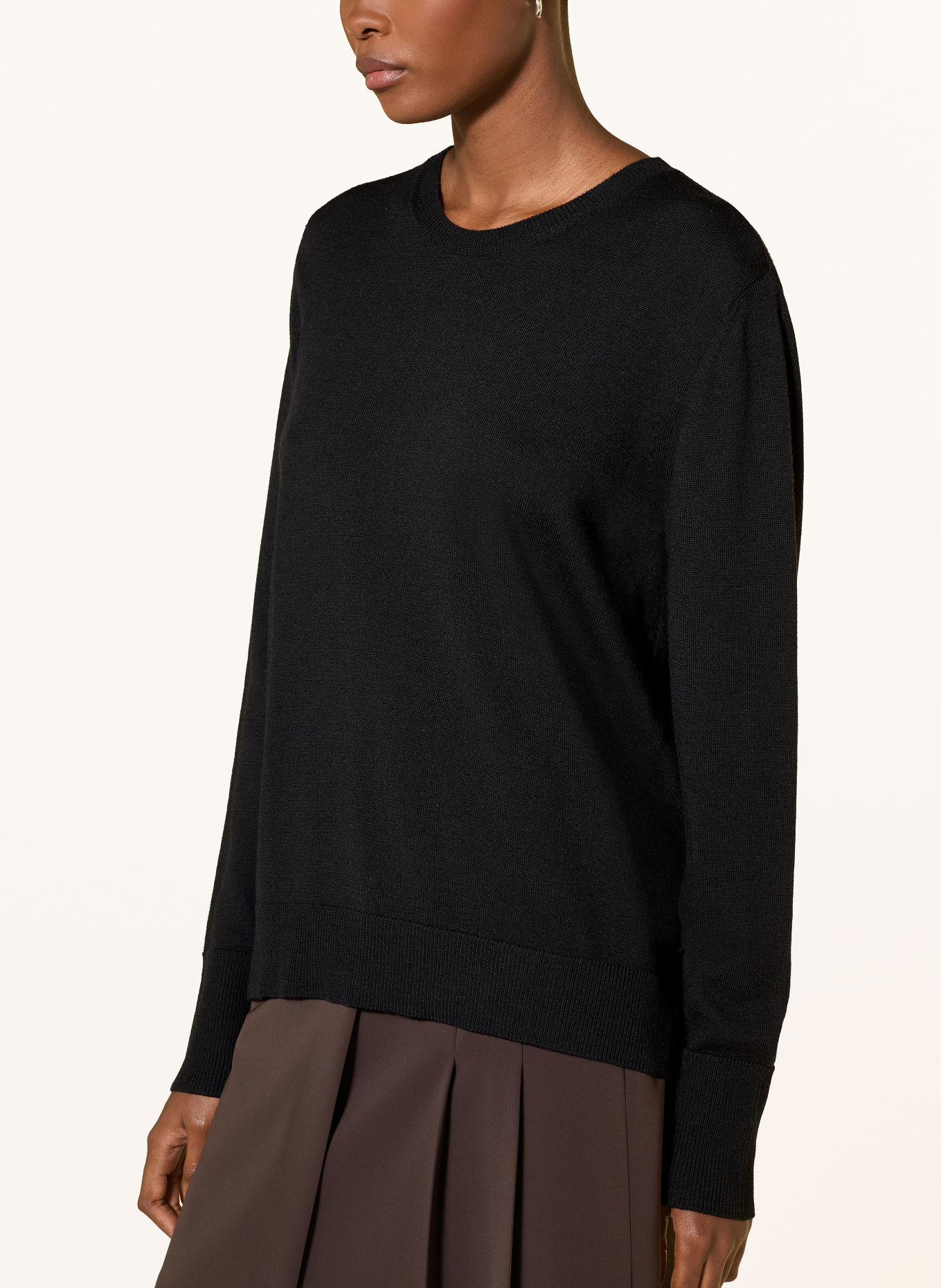 RIANI Merino wool sweaters: BLACK