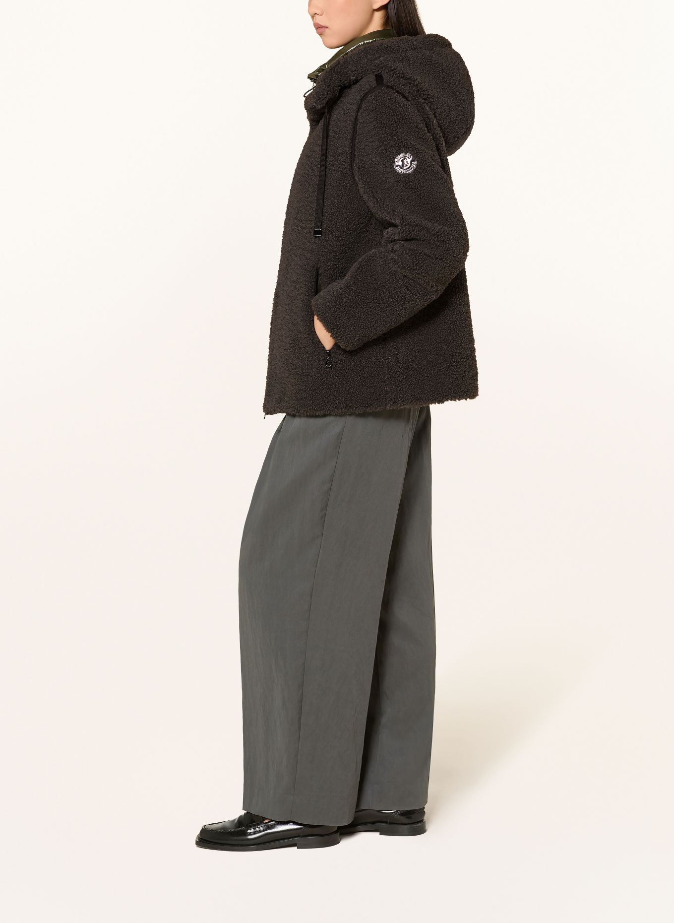 FRIEDA & FREDDIES Teddyfell-Jacke: KHAKI / SCHWARZ