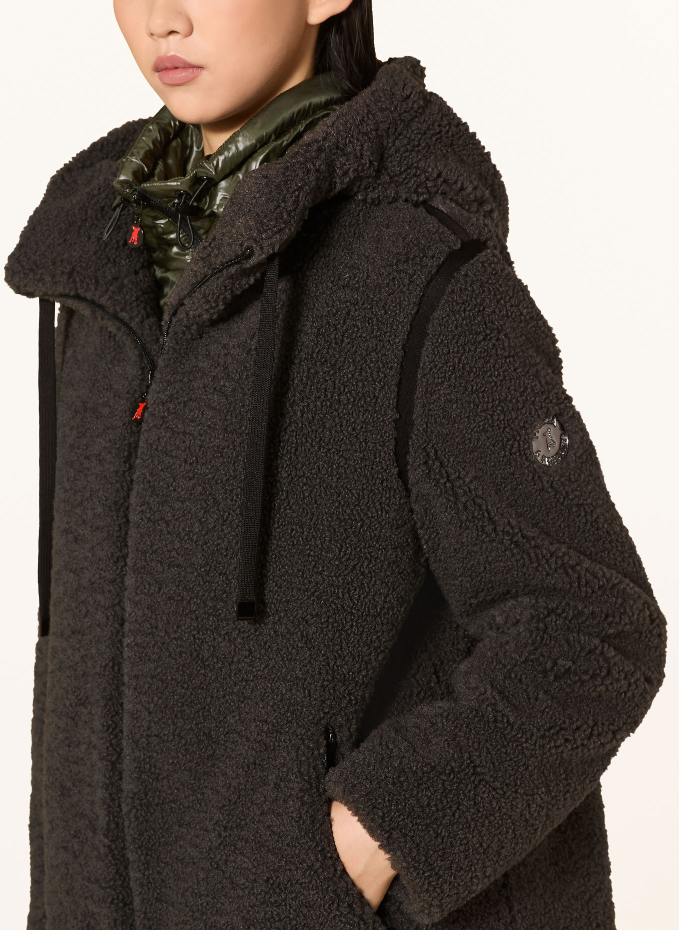 FRIEDA & FREDDIES Teddyfell-Jacke: KHAKI / SCHWARZ