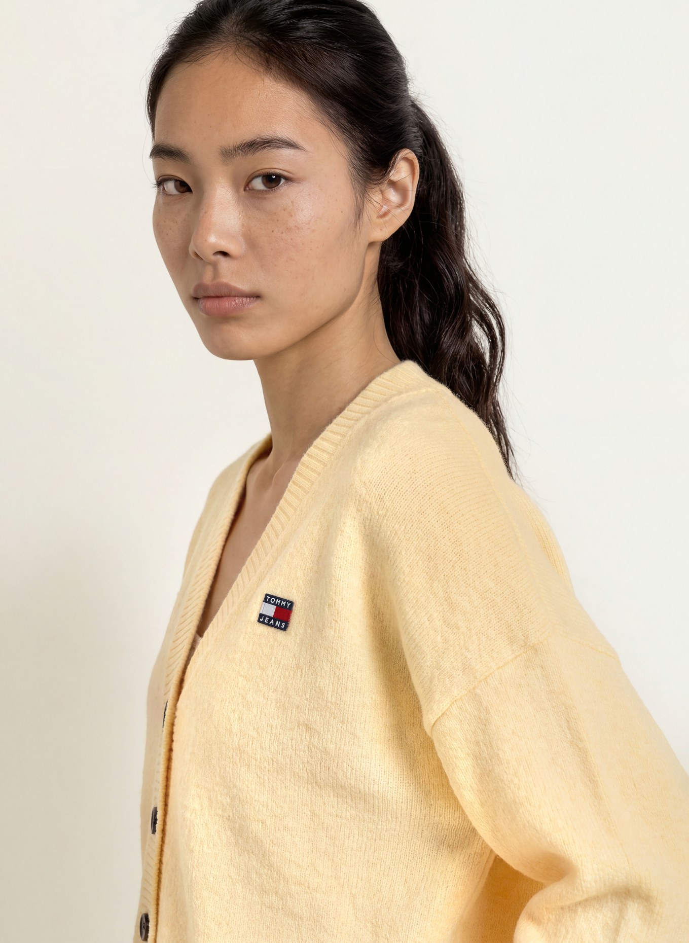 TOMMY JEANS Cardigan: LIGHT YELLOW