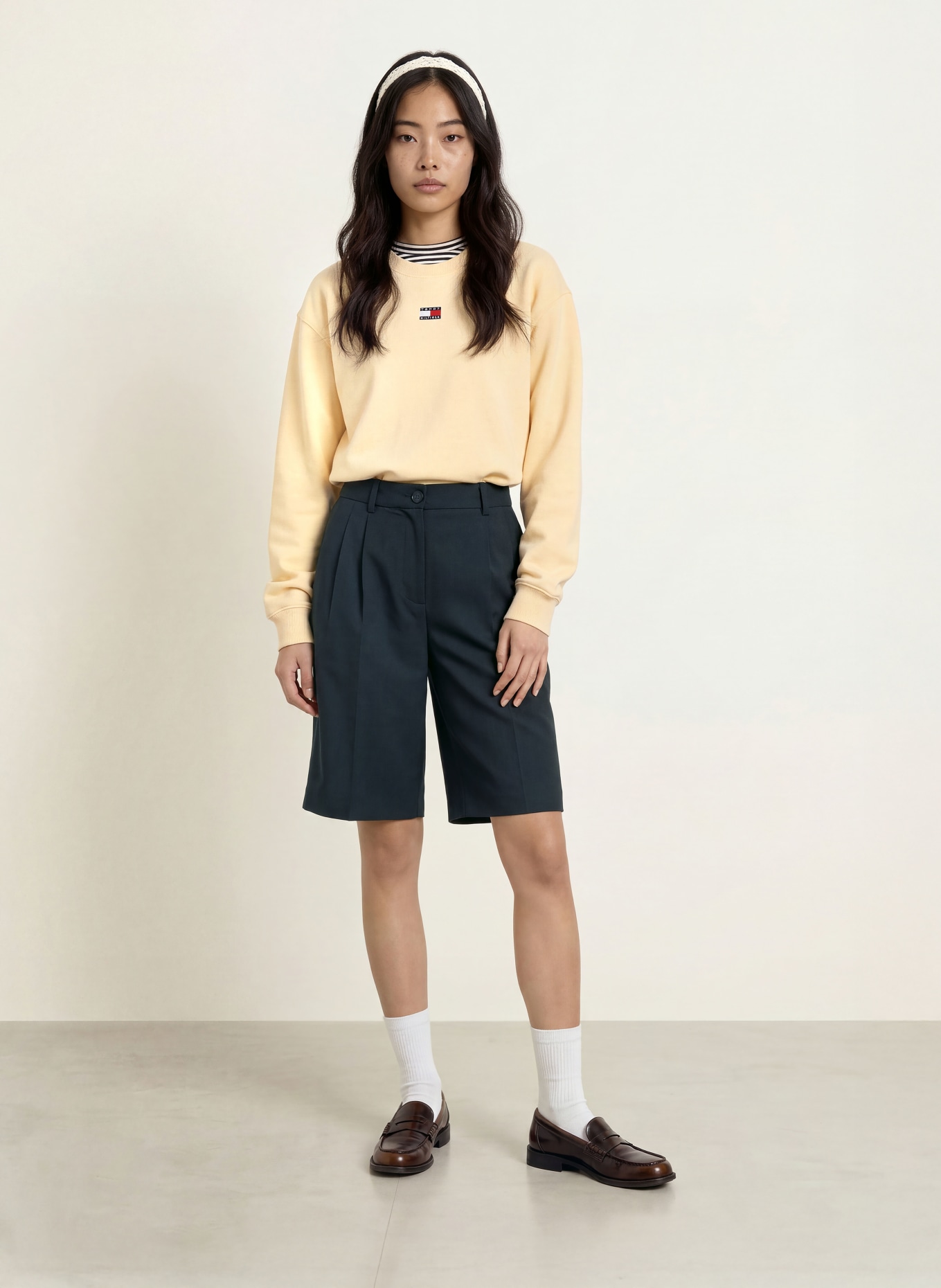 TOMMY JEANS Sweatshirt: LIGHT YELLOW