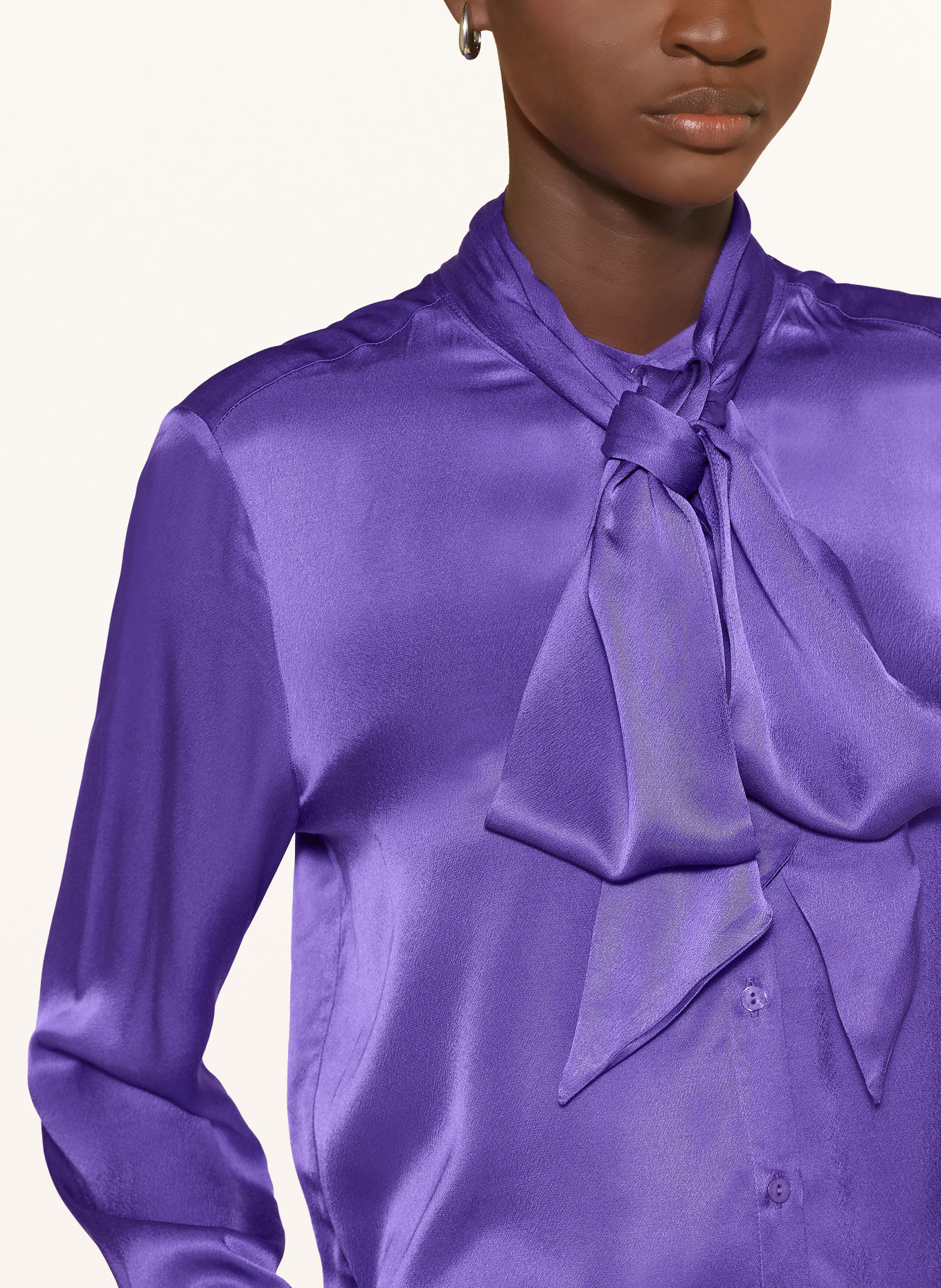MILANO ITALY Satin blouse with detachable bow: PURPLE