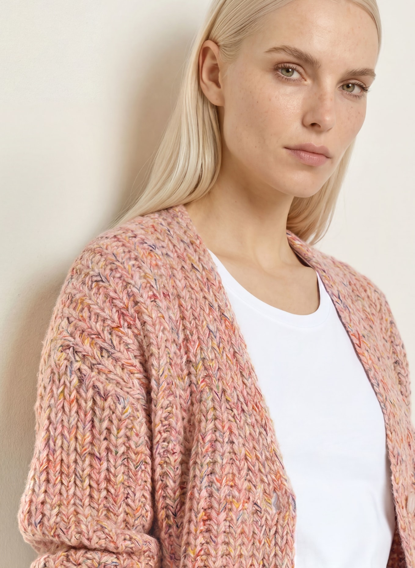 MILANO ITALY Cardigan with glitter yarn: BEIGE / NEON PINK / NEON GREEN