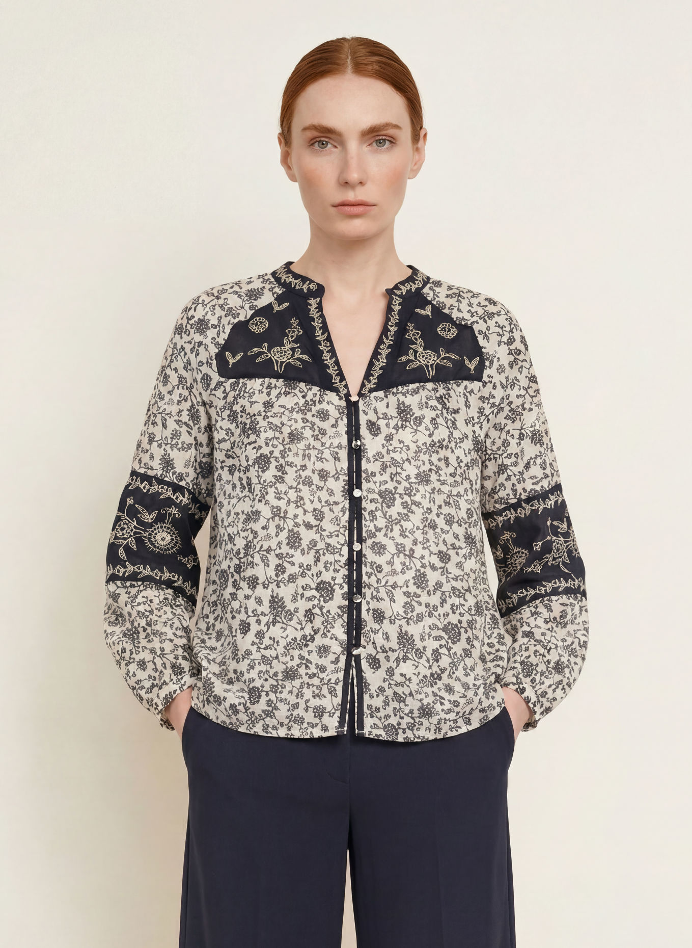 MILANO ITALY Blouse: ÉCRU / NOIR