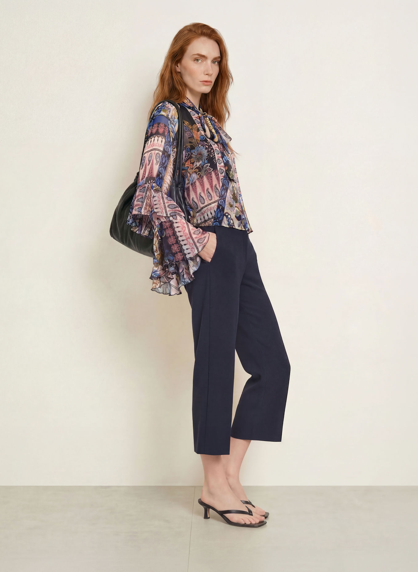 MILANO ITALY Schluppenbluse mit Volants: DUNKELBLAU / ALTROSA / BEIGE