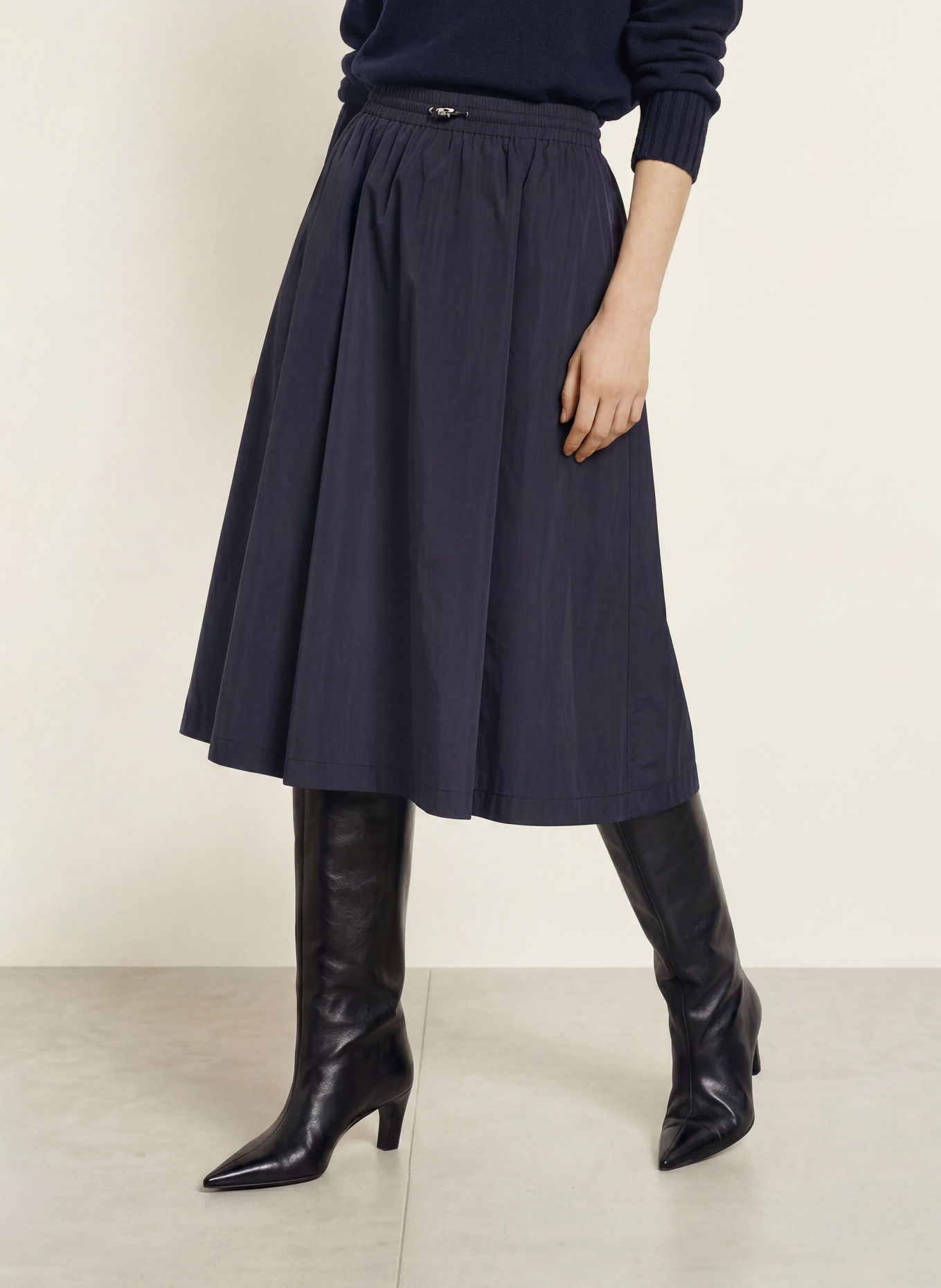 MILANO ITALY Rok: DONKERBLAUW