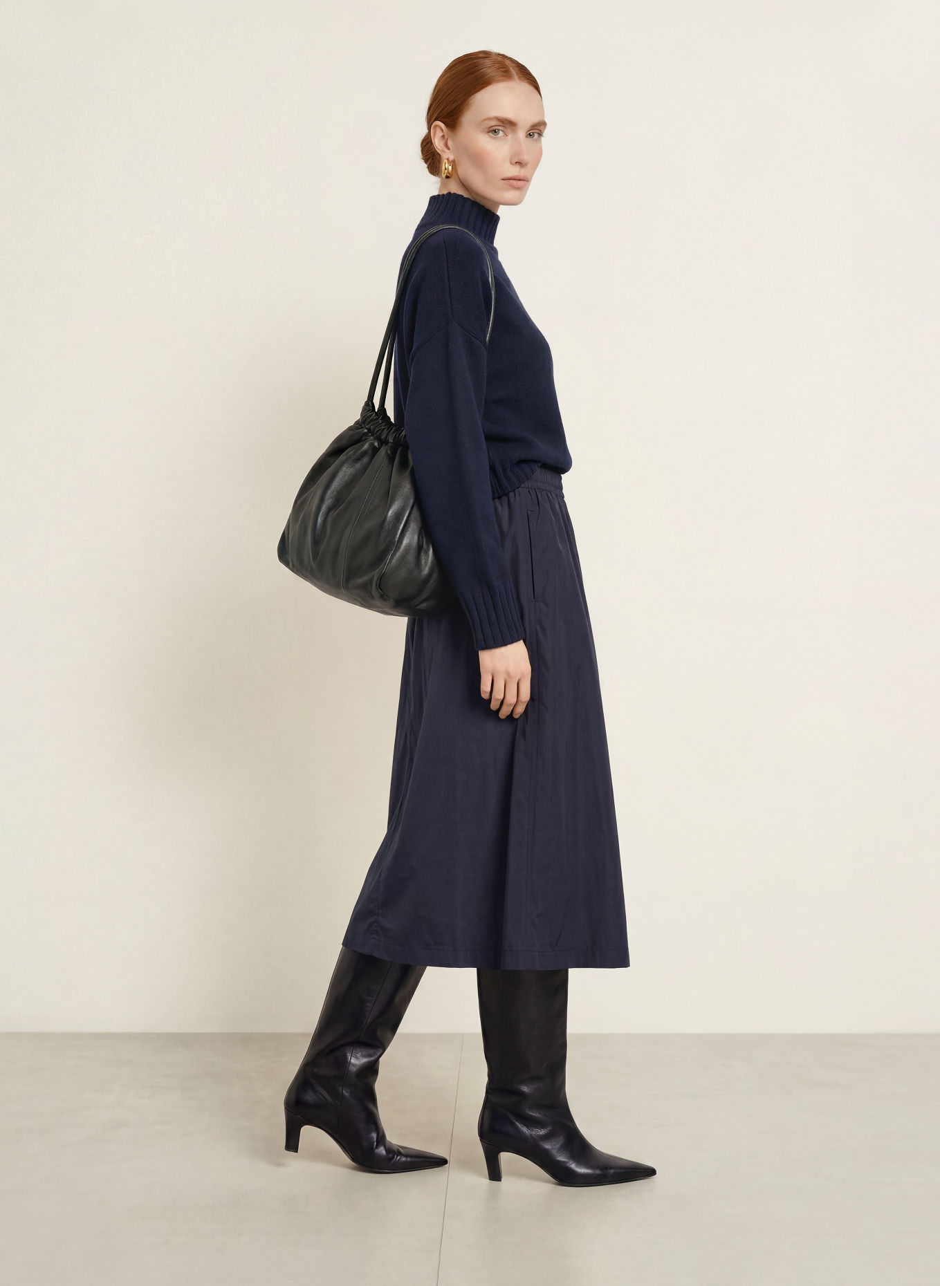 MILANO ITALY Rok: DONKERBLAUW