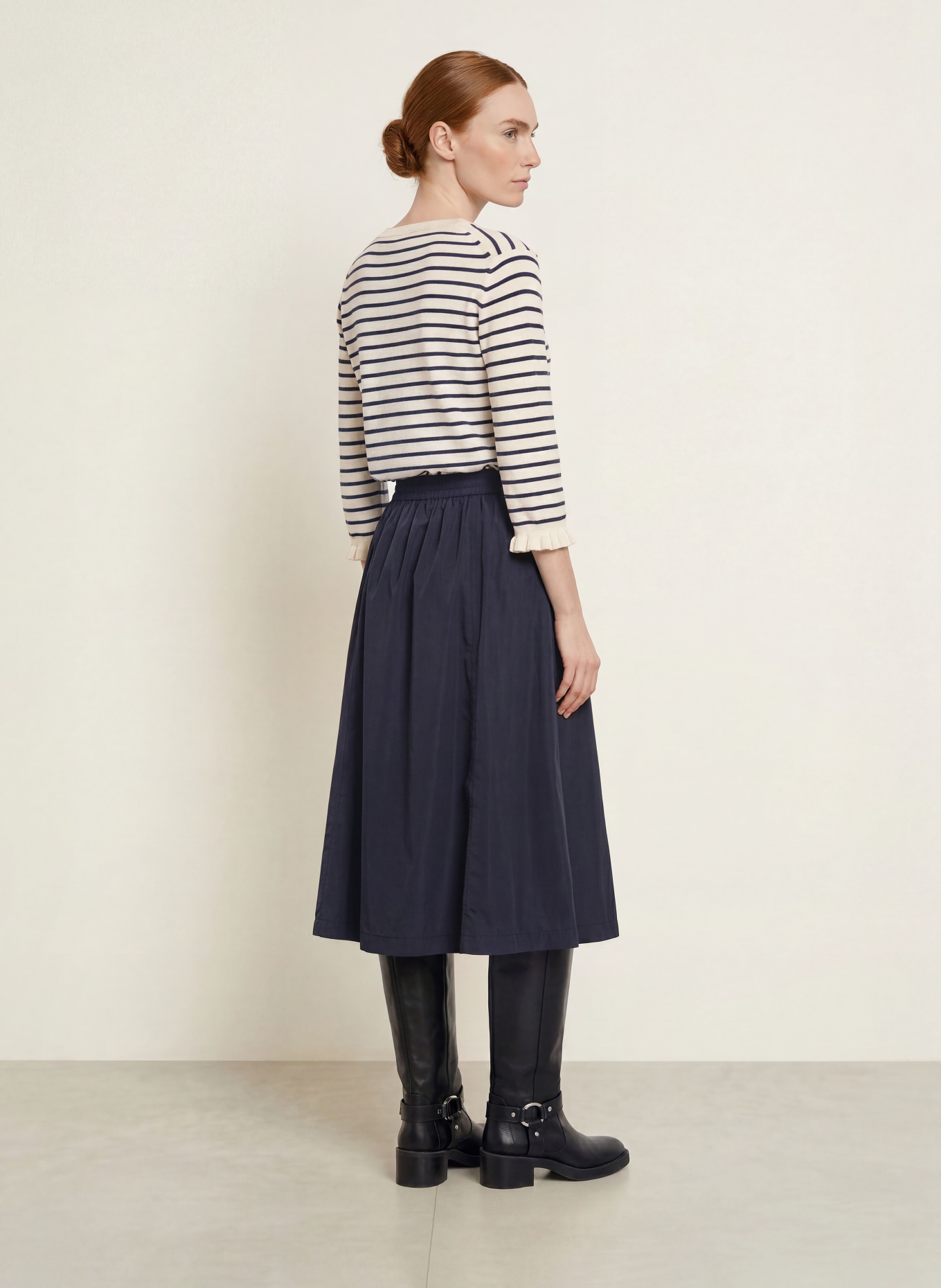 MILANO ITALY Sweater with 3/4-length sleeves and ruffles: CREAM / DARK BLUE