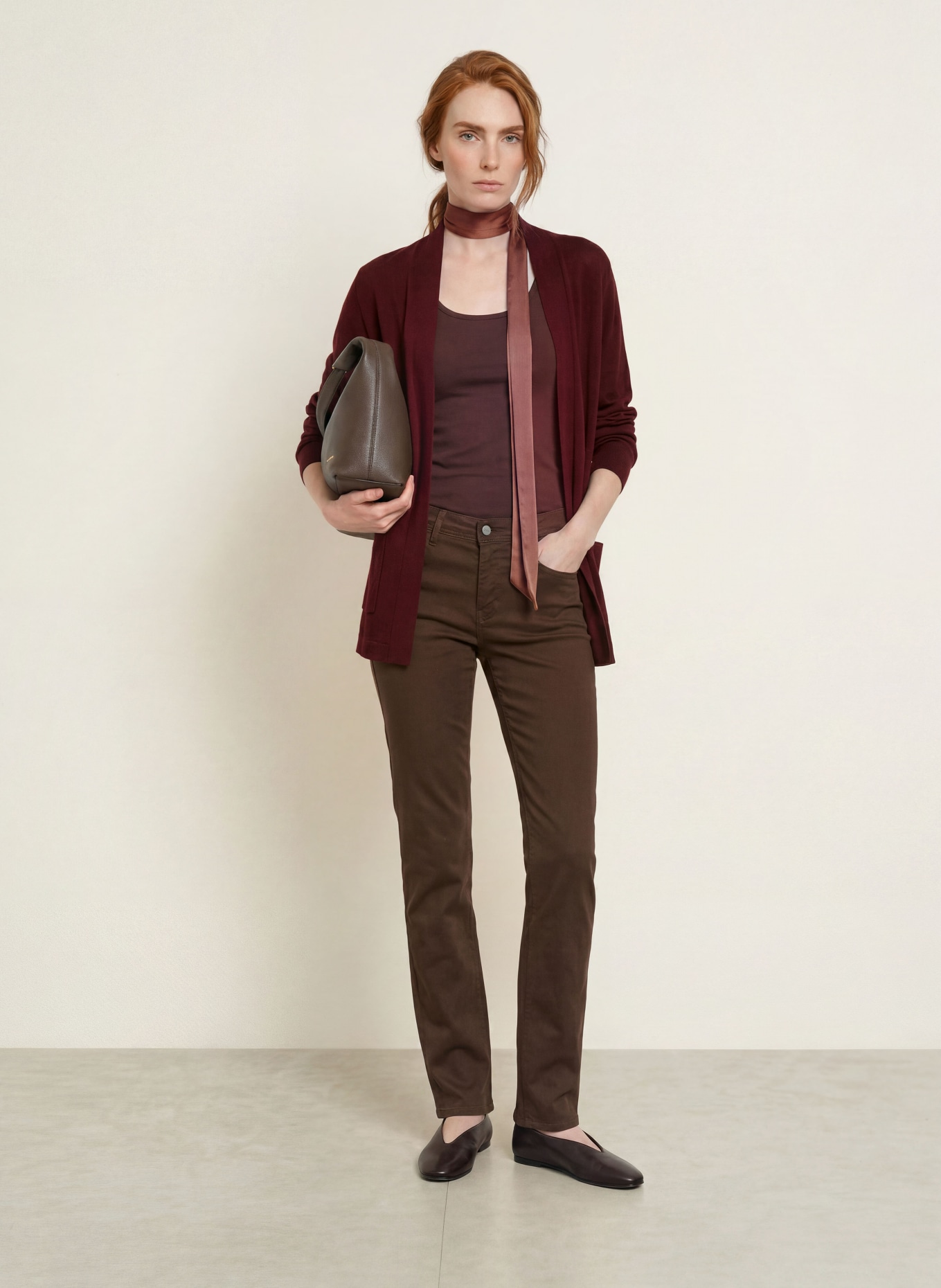BRAX CAROLA Chinos: DARK BROWN