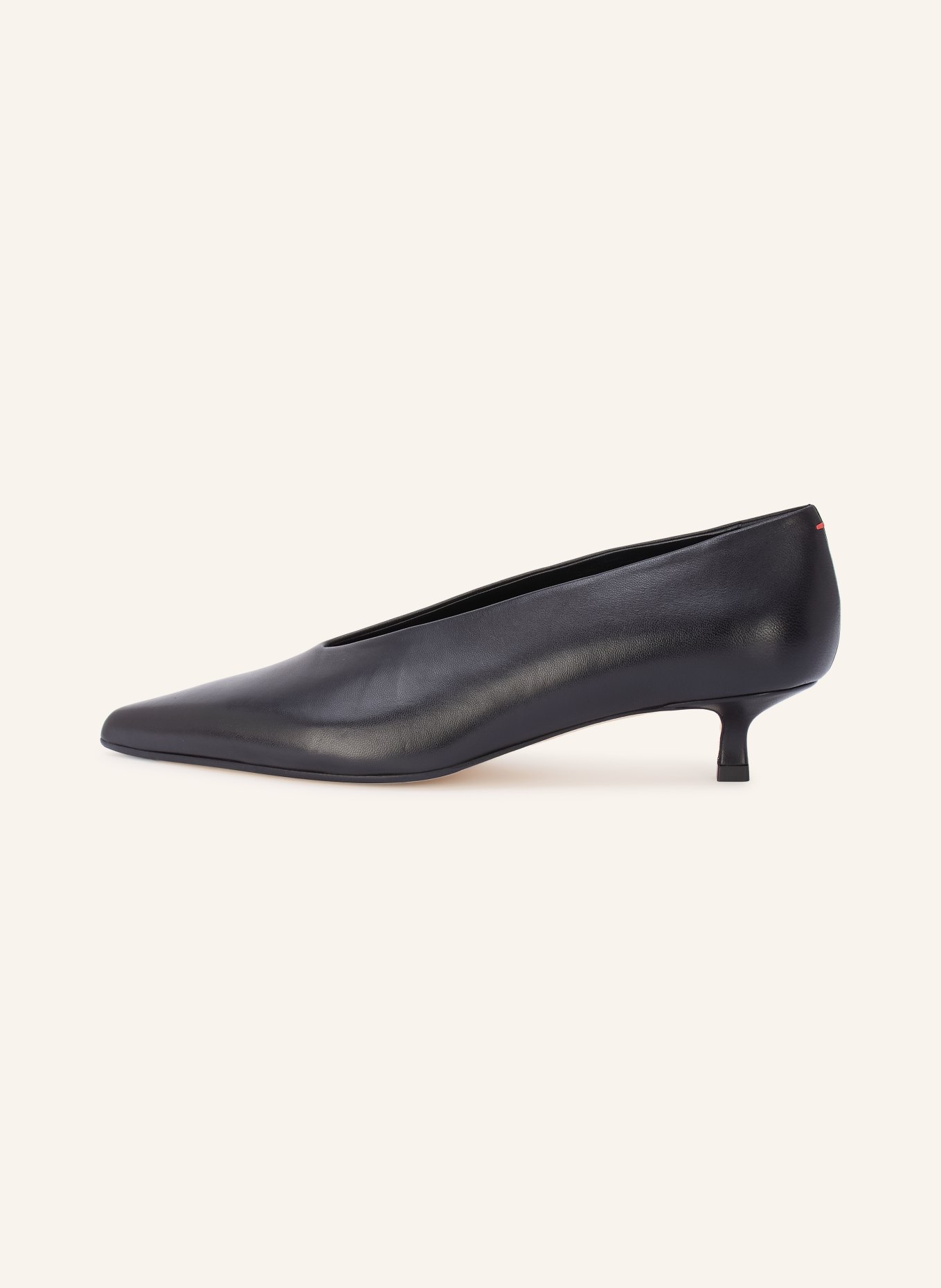 Aeyde CLARA Pumps: BLACK