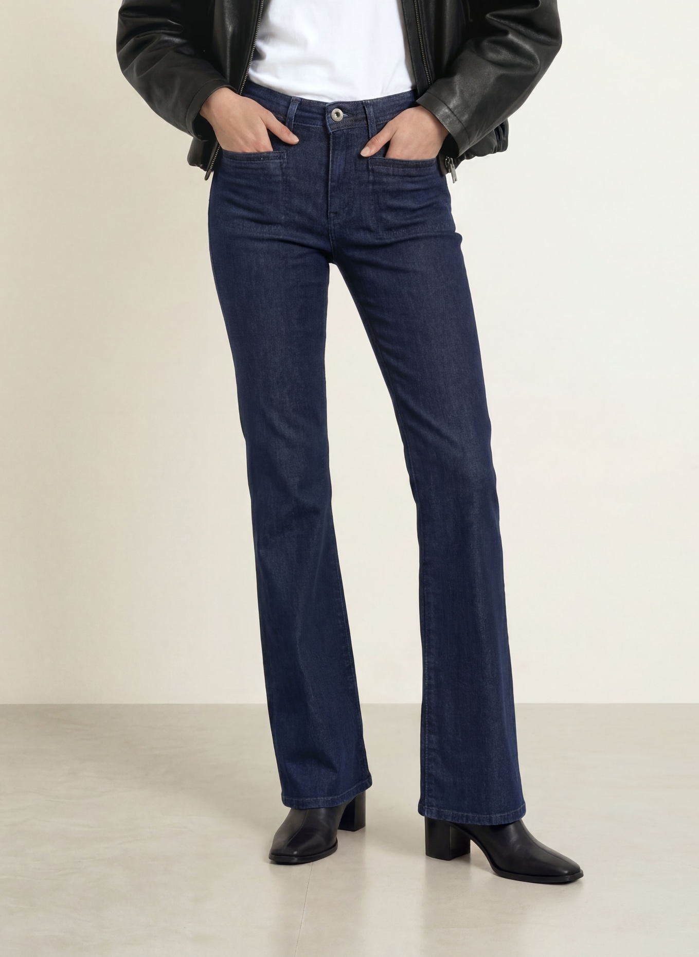 BRAX SHAKIRA Flared jeans: 12 12