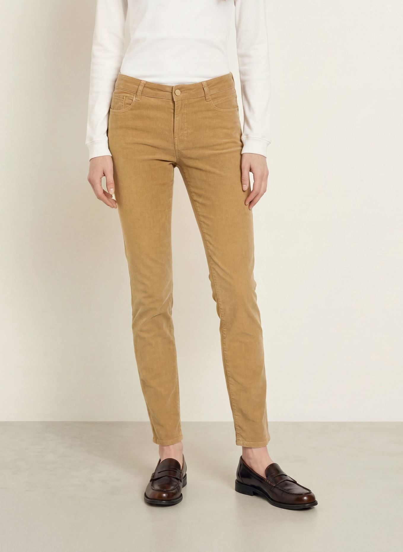 BRAX Pantaloni din velur SHAKIRA: 54 WALNUT