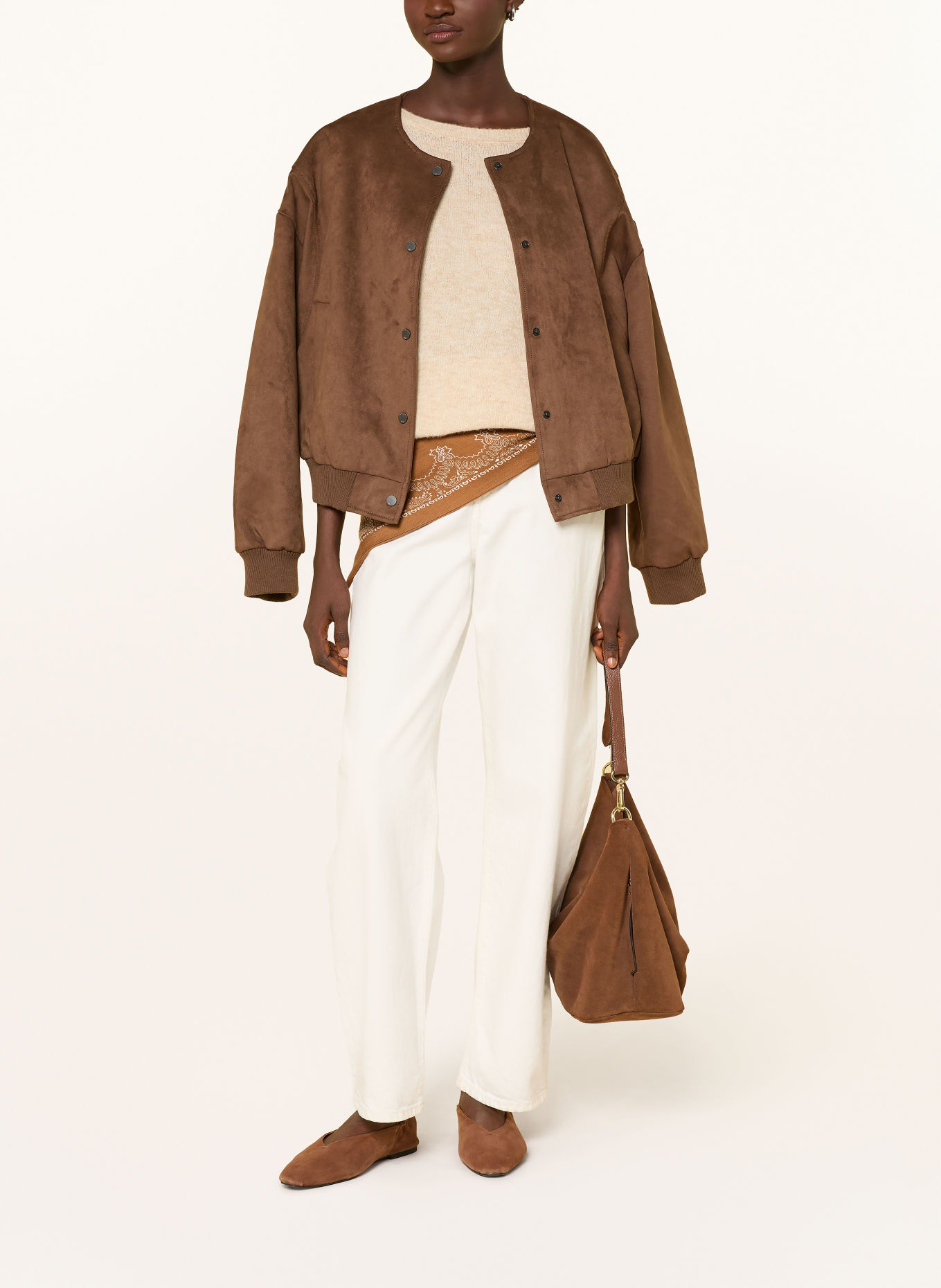 Smith & Soul Sweater with 3/4-length sleeves and a detachable bow tie: BEIGE