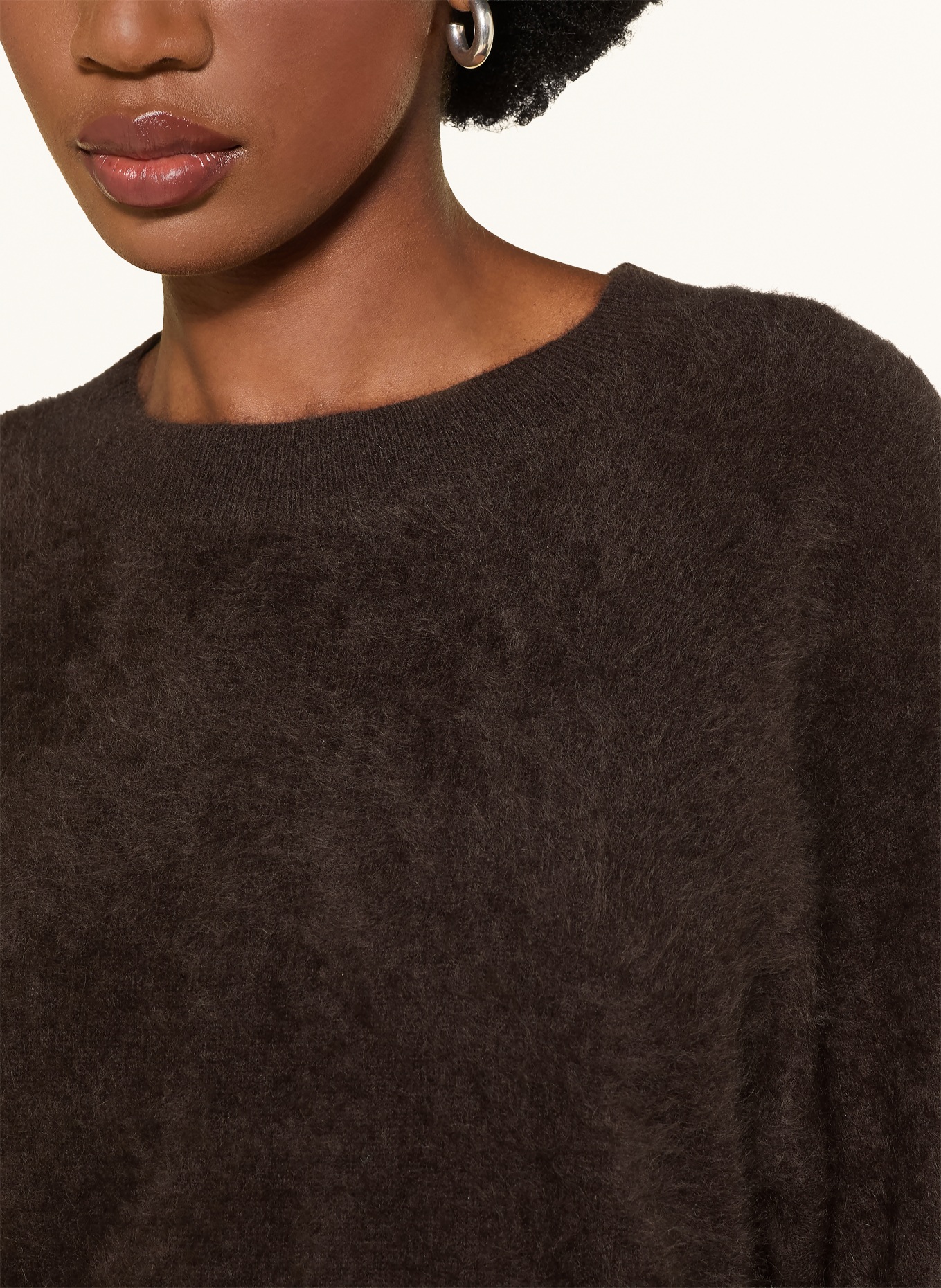 (THE MERCER) N.Y. Pull en cachemire: MARRON FONCÉ