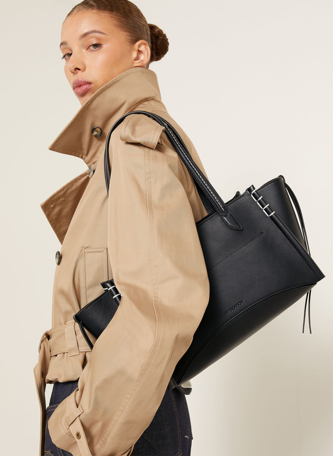 JW ANDERSON Shoppers Loafers Tote Bag: BLACK / WHITE