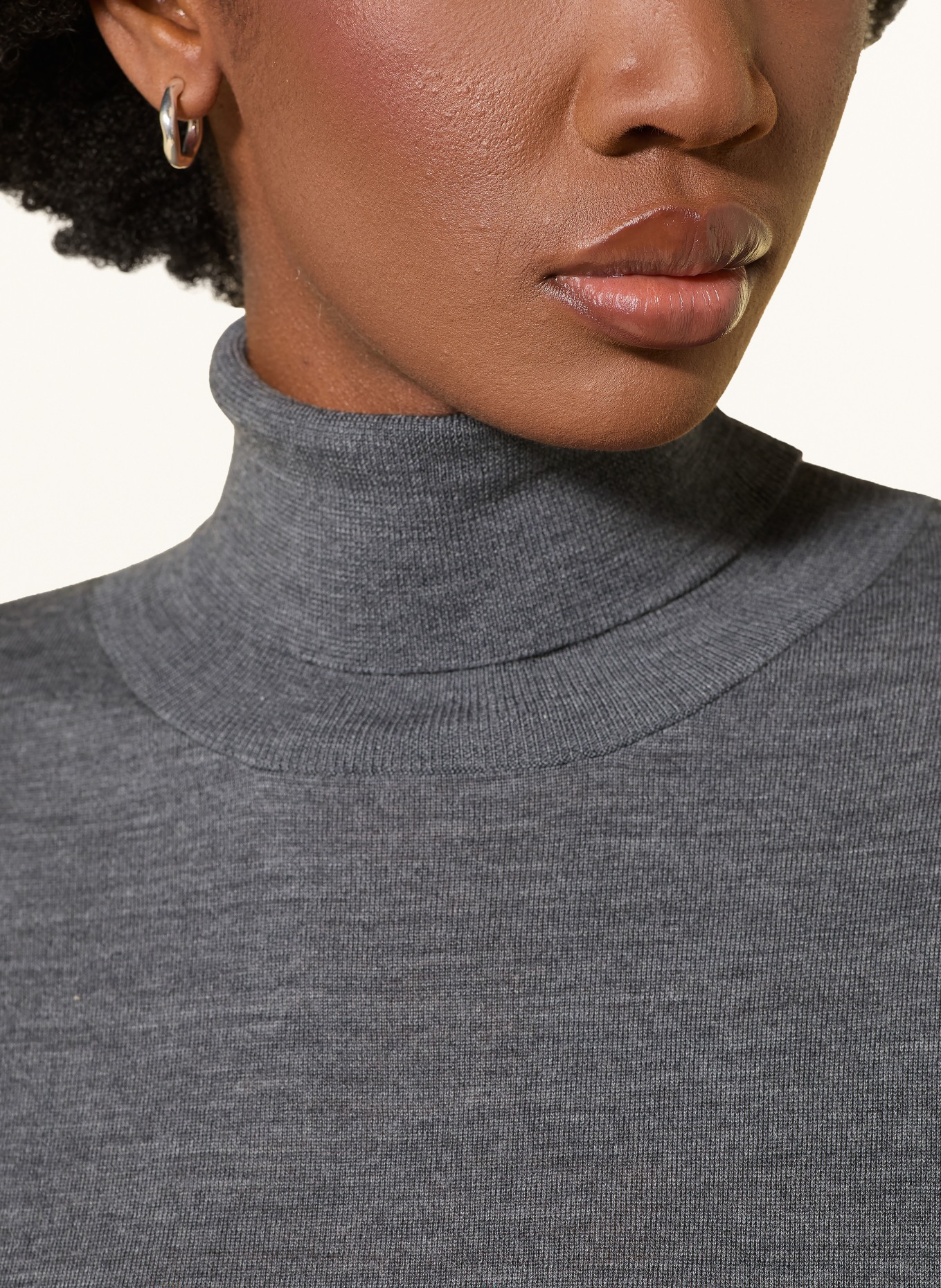 MRS & HUGS Pull à col roulé en laine mérinos: GRIS FONCÉ