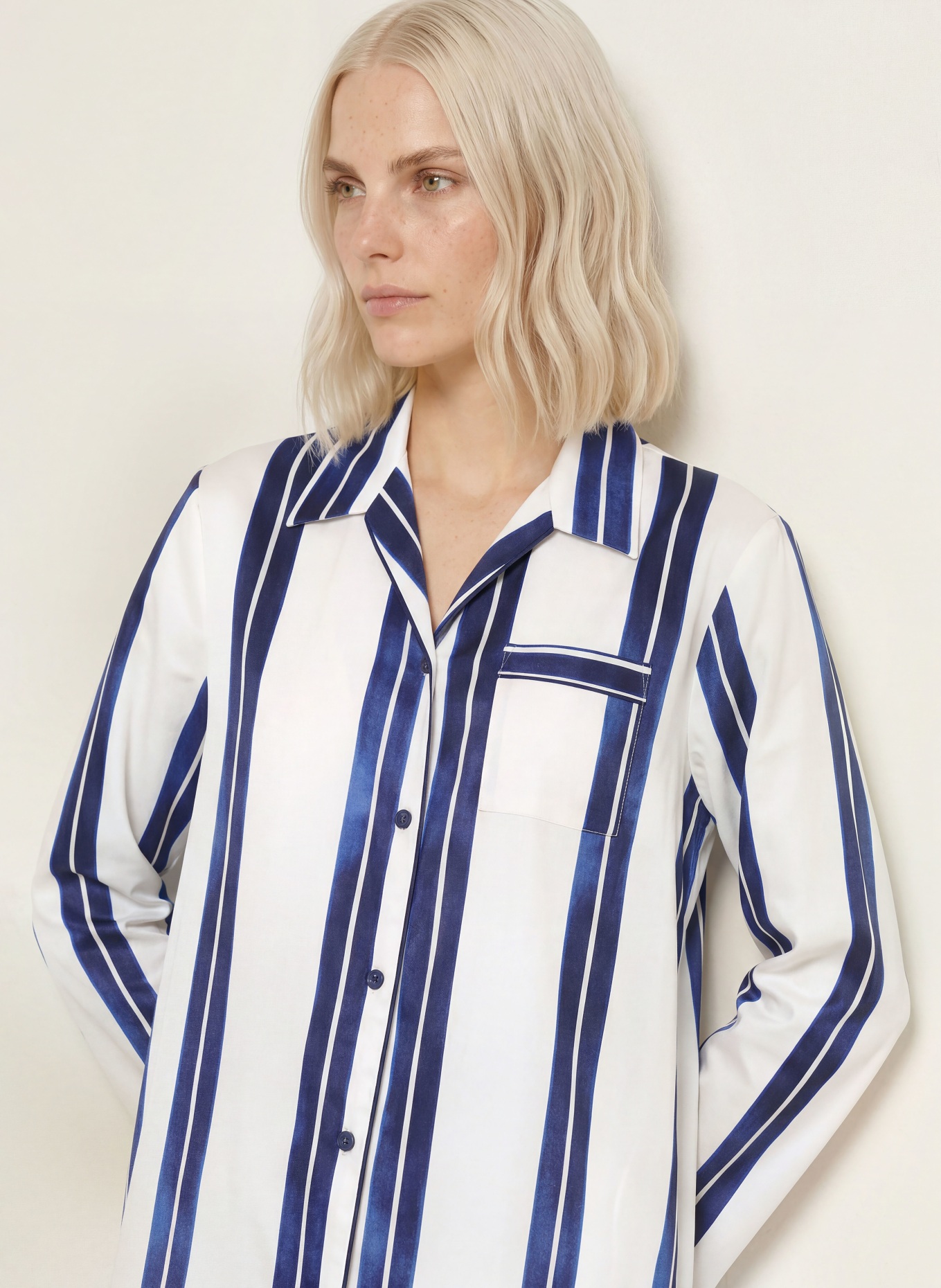 cyberjammies Night dress: DARK BLUE / WHITE