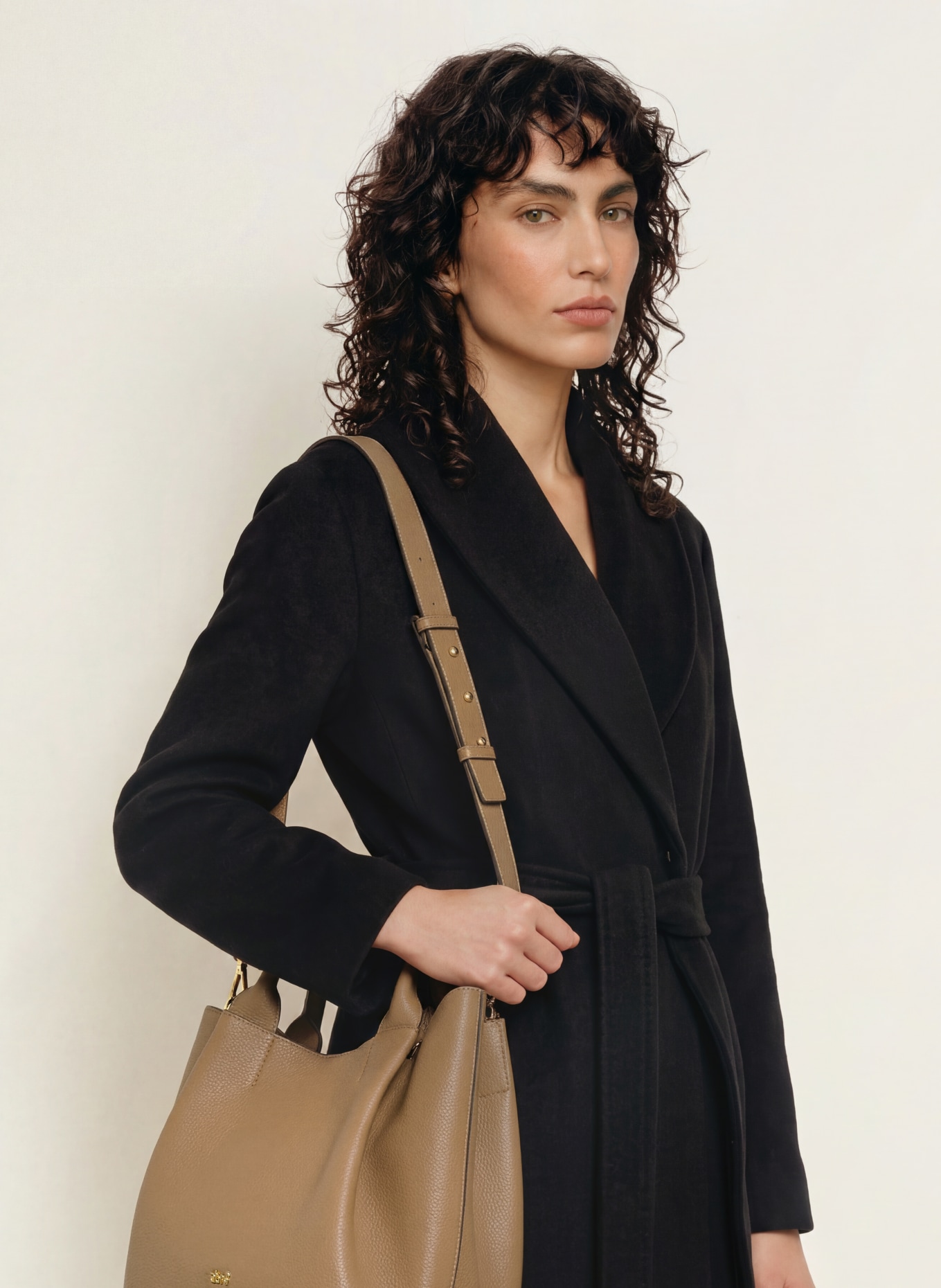 abro Sacs cabas ESSENTIAL MEDIUM avec pochette: MARRON CLAIR / OR