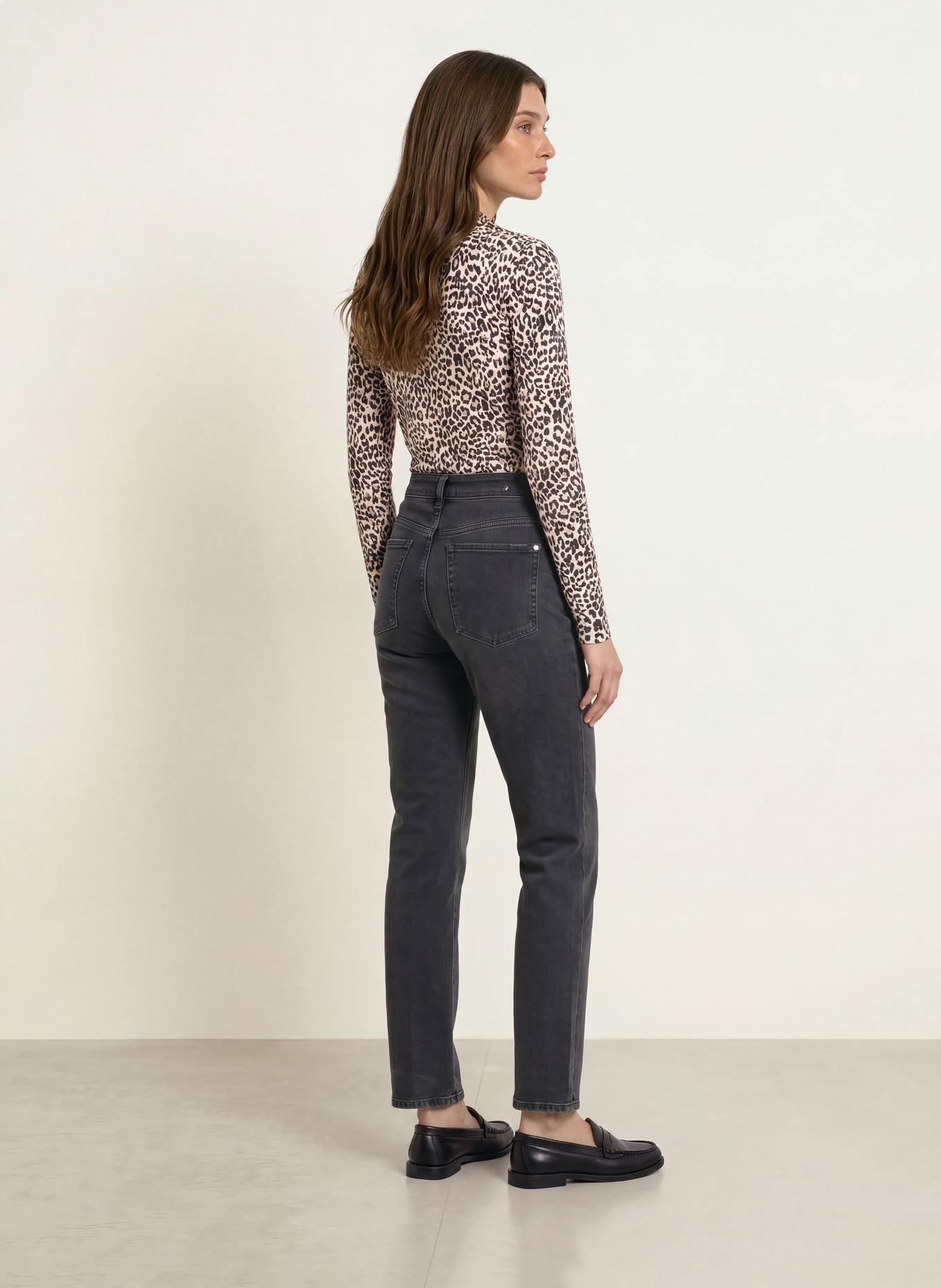 lilienfels Longsleeve: LICHTBRUIN / BRUIN / ZWART