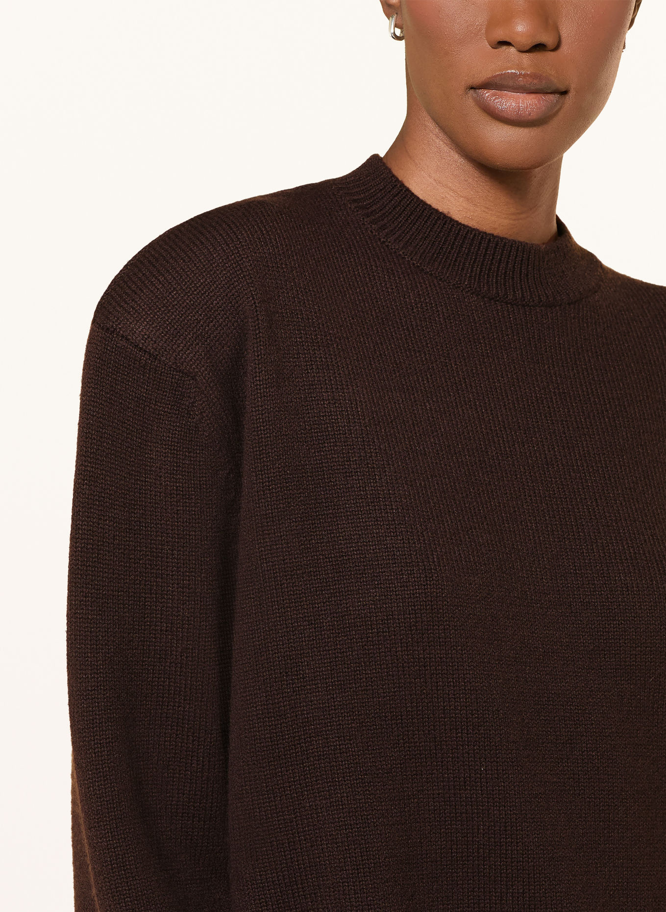The Frankie Shop Pullover RAFAELA aus Merinowolle: DUNKELBRAUN
