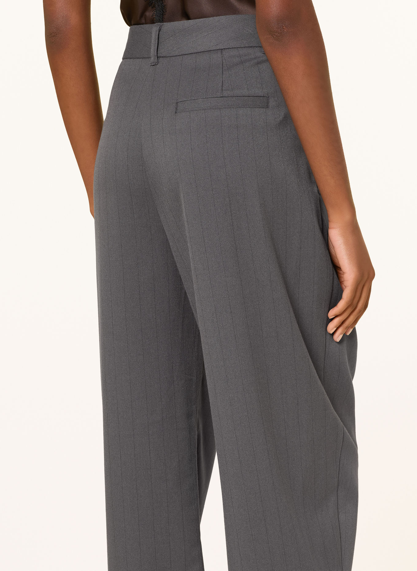 MRS & HUGS Wide-leg trousers: GRAY / BLACK