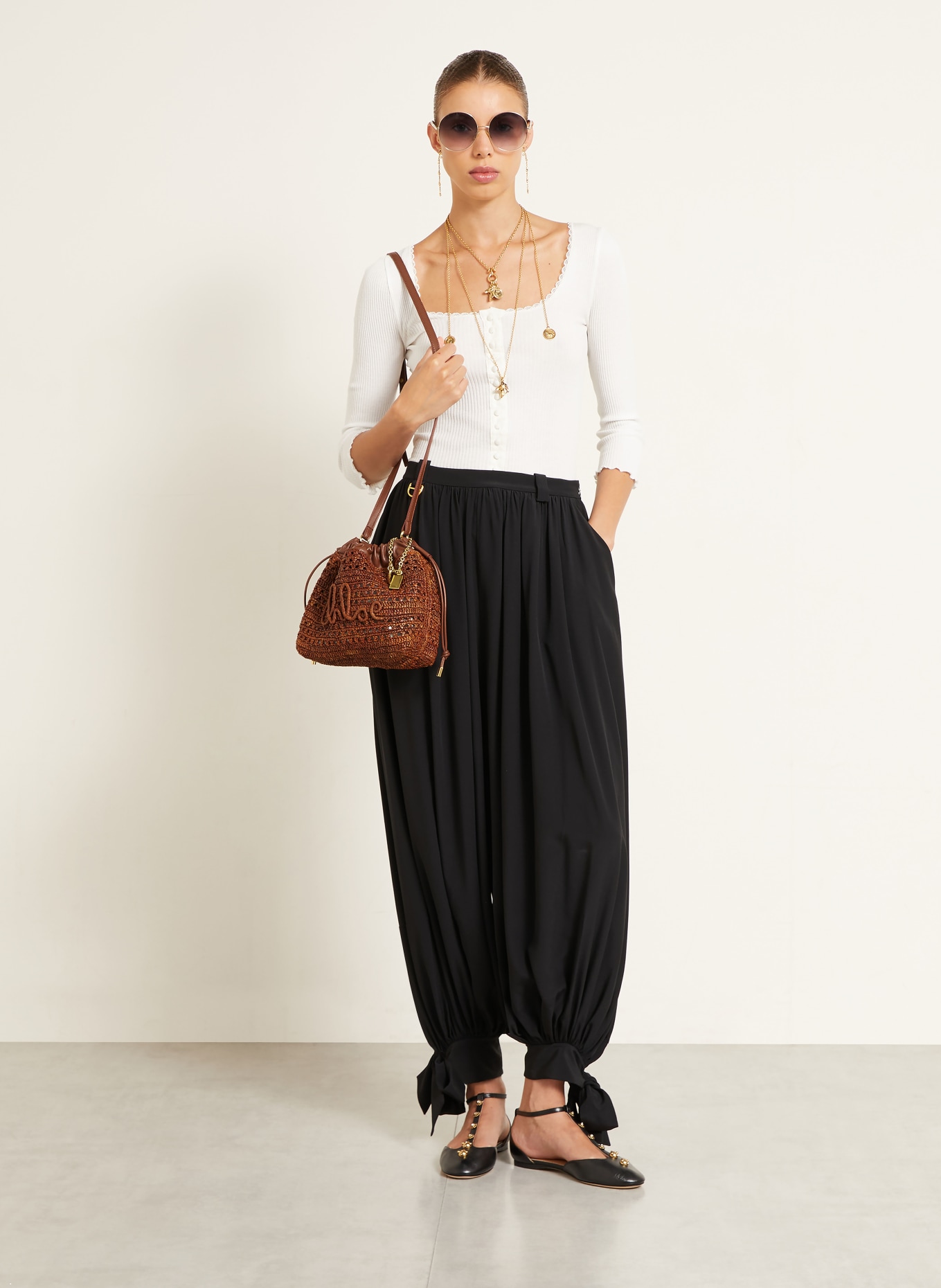 Chloé SUMMER BANANA Crossbody bag: 26M Clay Brown