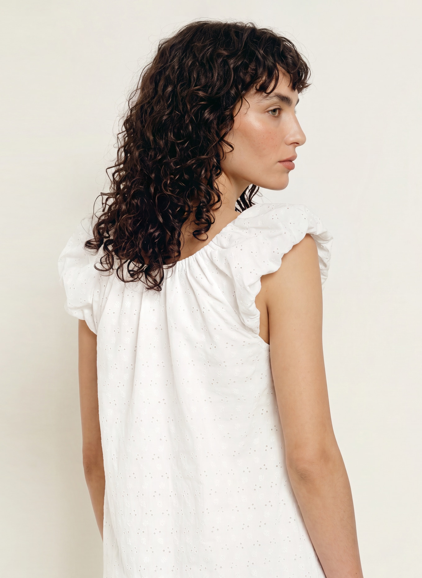 FAITHFULL THE BRAND Kleid CLEMENTINA aus Lochspitze: WEISS