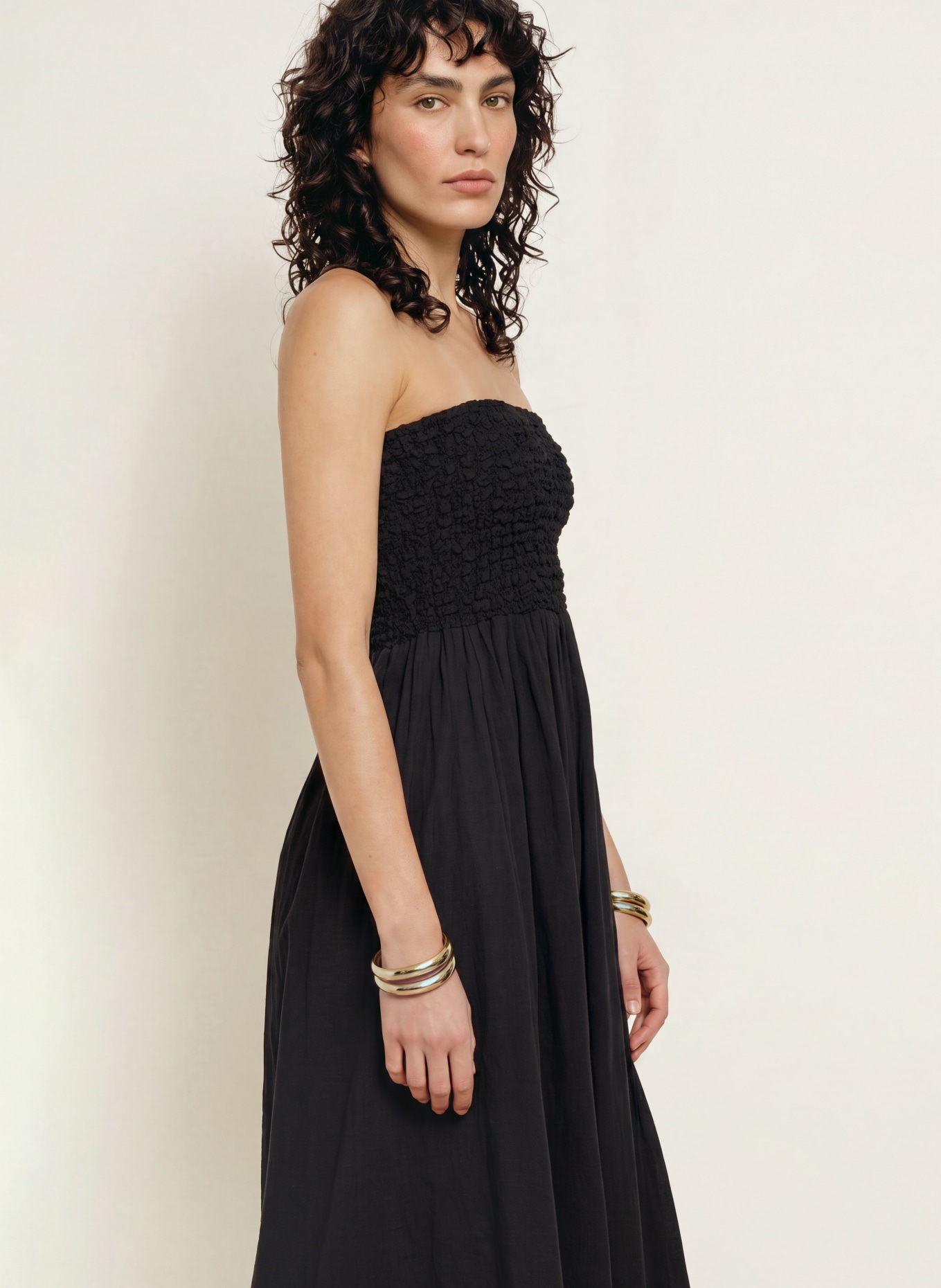 FAITHFULL THE BRAND Off-shoulder jurk ORLA: ZWART