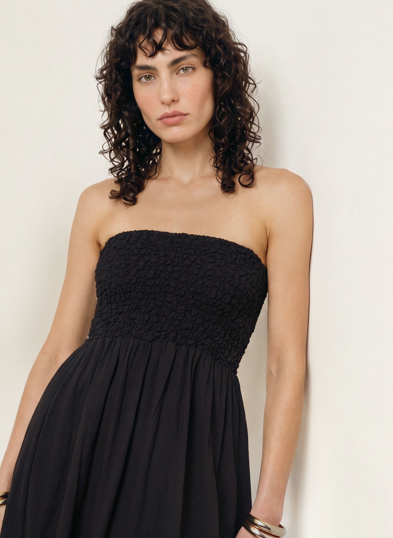 FAITHFULL THE BRAND Off-shoulder jurk ORLA: ZWART