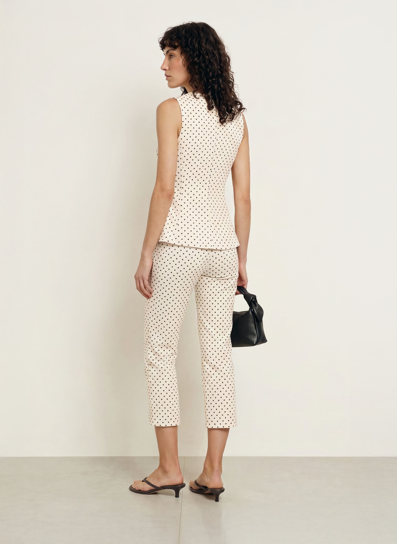 FAITHFULL THE BRAND 7/8 broek IRIA van linnen: CRÈME / ZWART