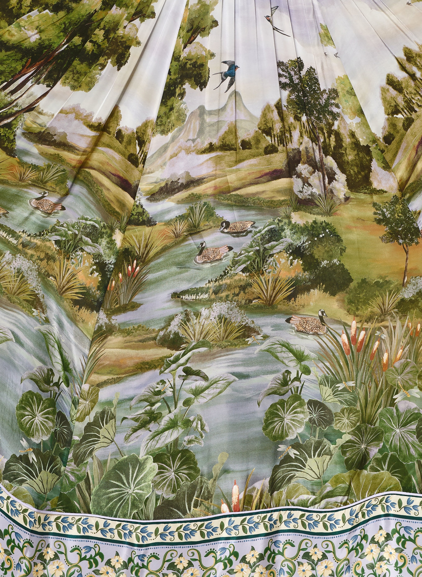 FARM RIO Robe COUNTRYSIDE LANDSCAPE: BLEU CLAIR / JAUNE CLAIR / VERT