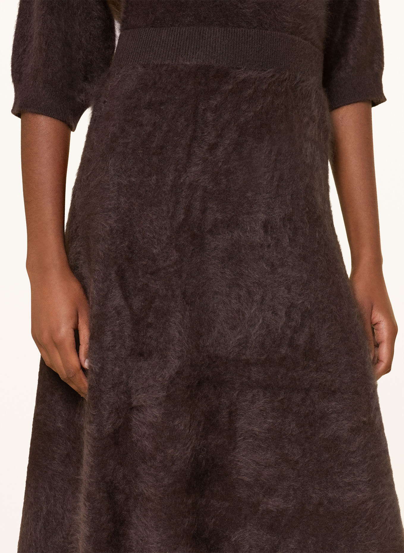 (THE MERCER) N.Y. Cashmere knit skirt: DARK BROWN