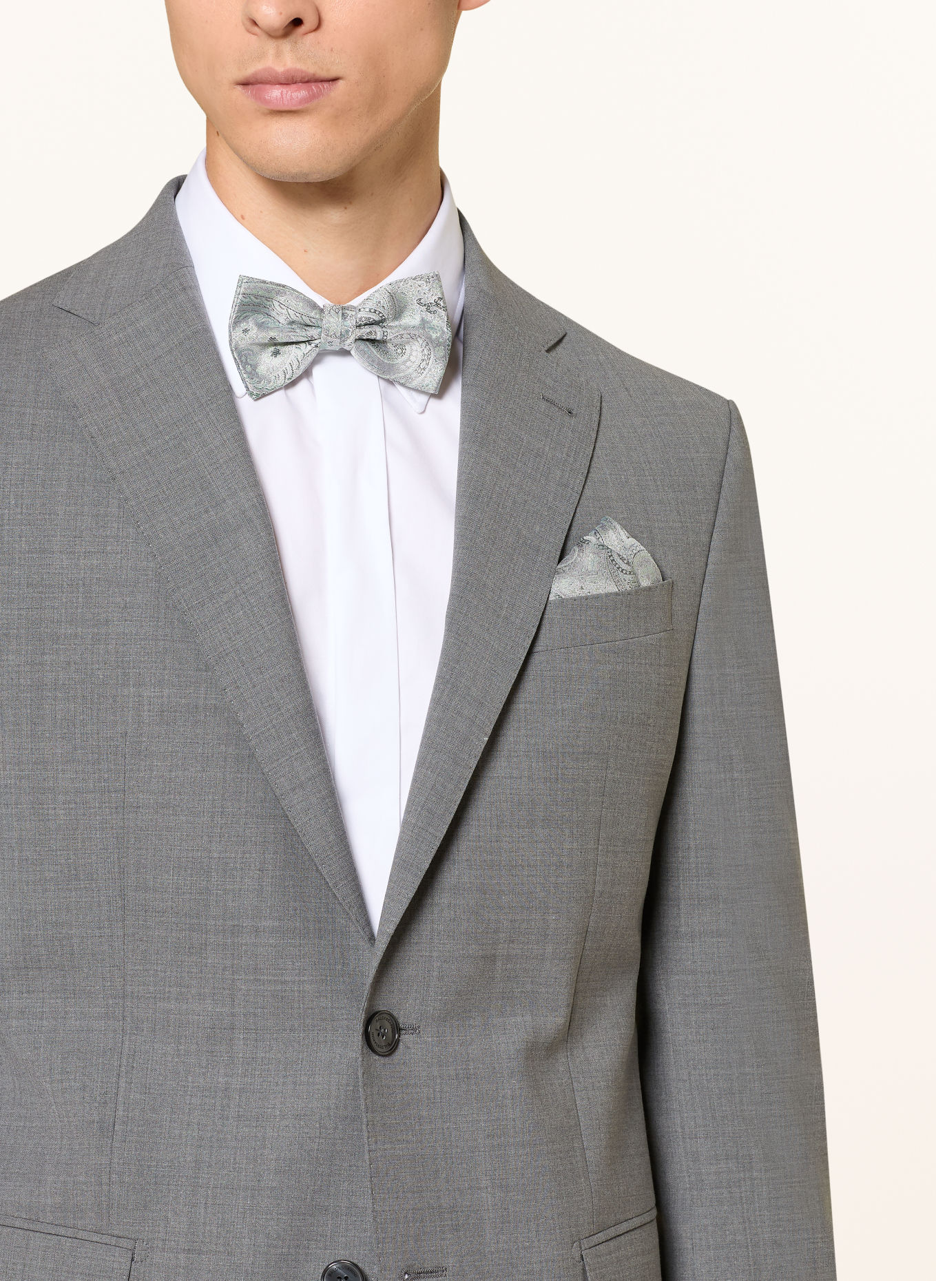 Sterlington Set: Bow tie and Pocket square: MINT