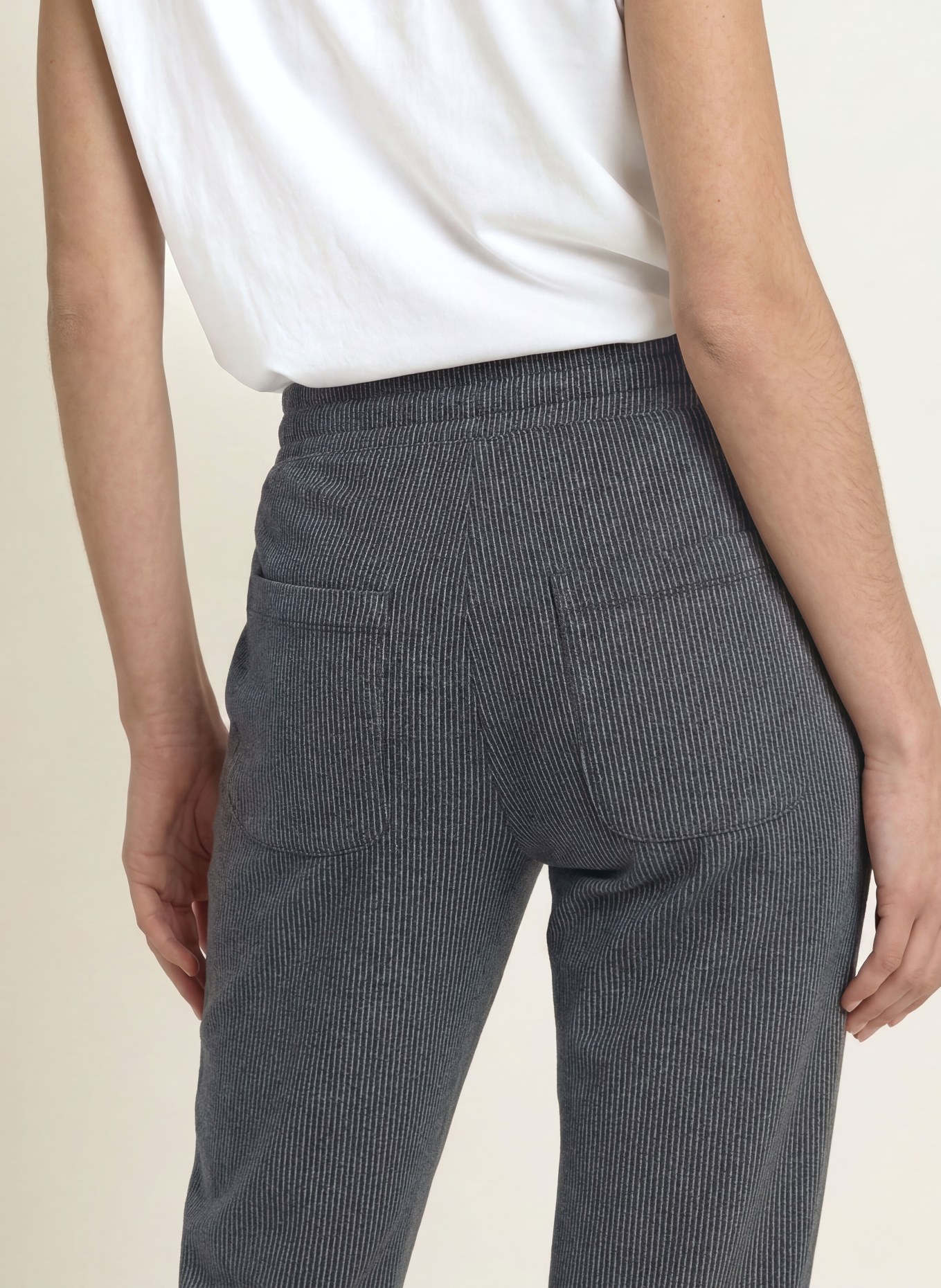 Juvia 7/8-Hose MARGIE im Jogging-Stil: DUNKELBLAU / CREME
