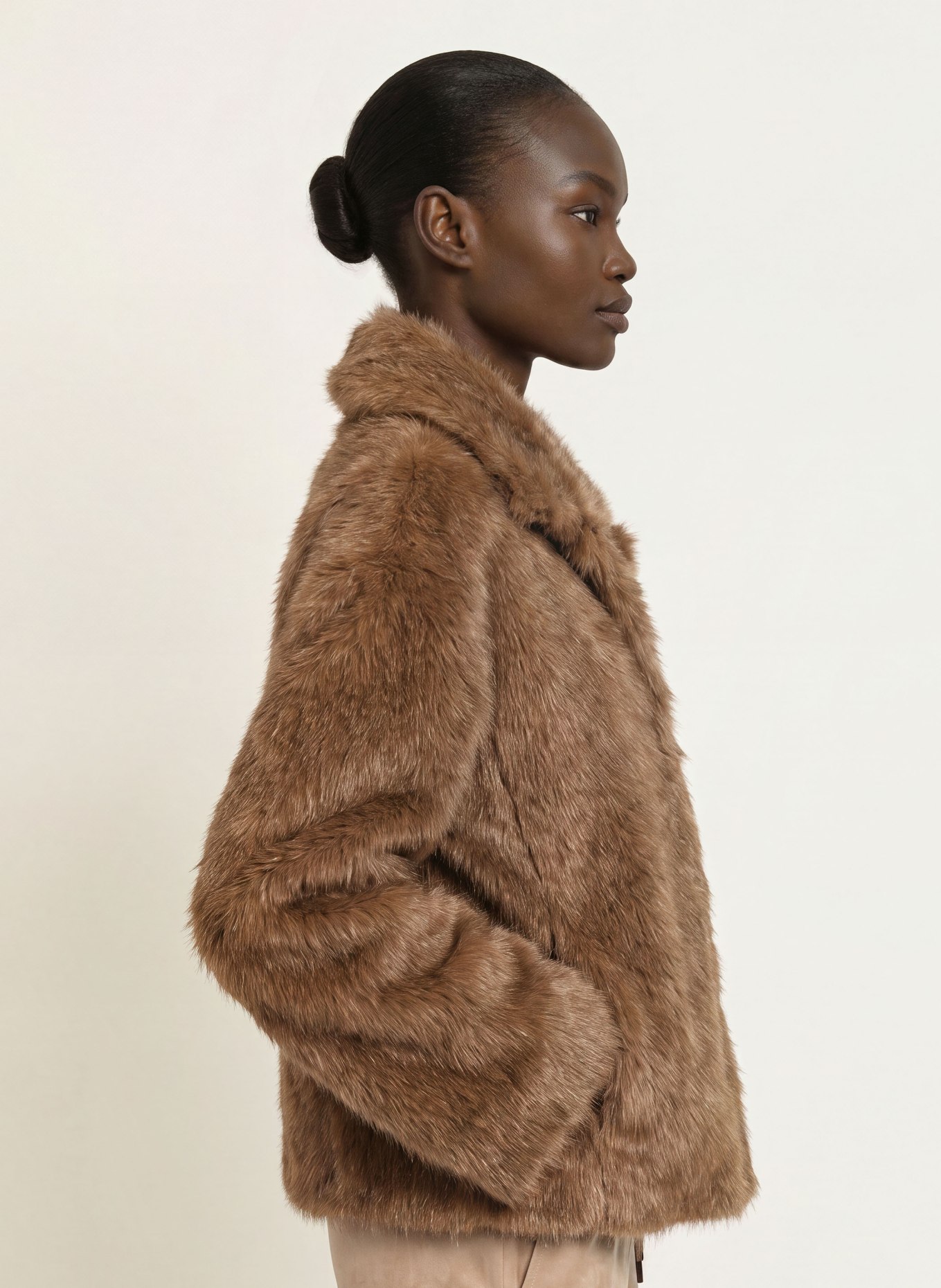 Juvia Kunstfell-Jacke VIVIENNE: BRAUN