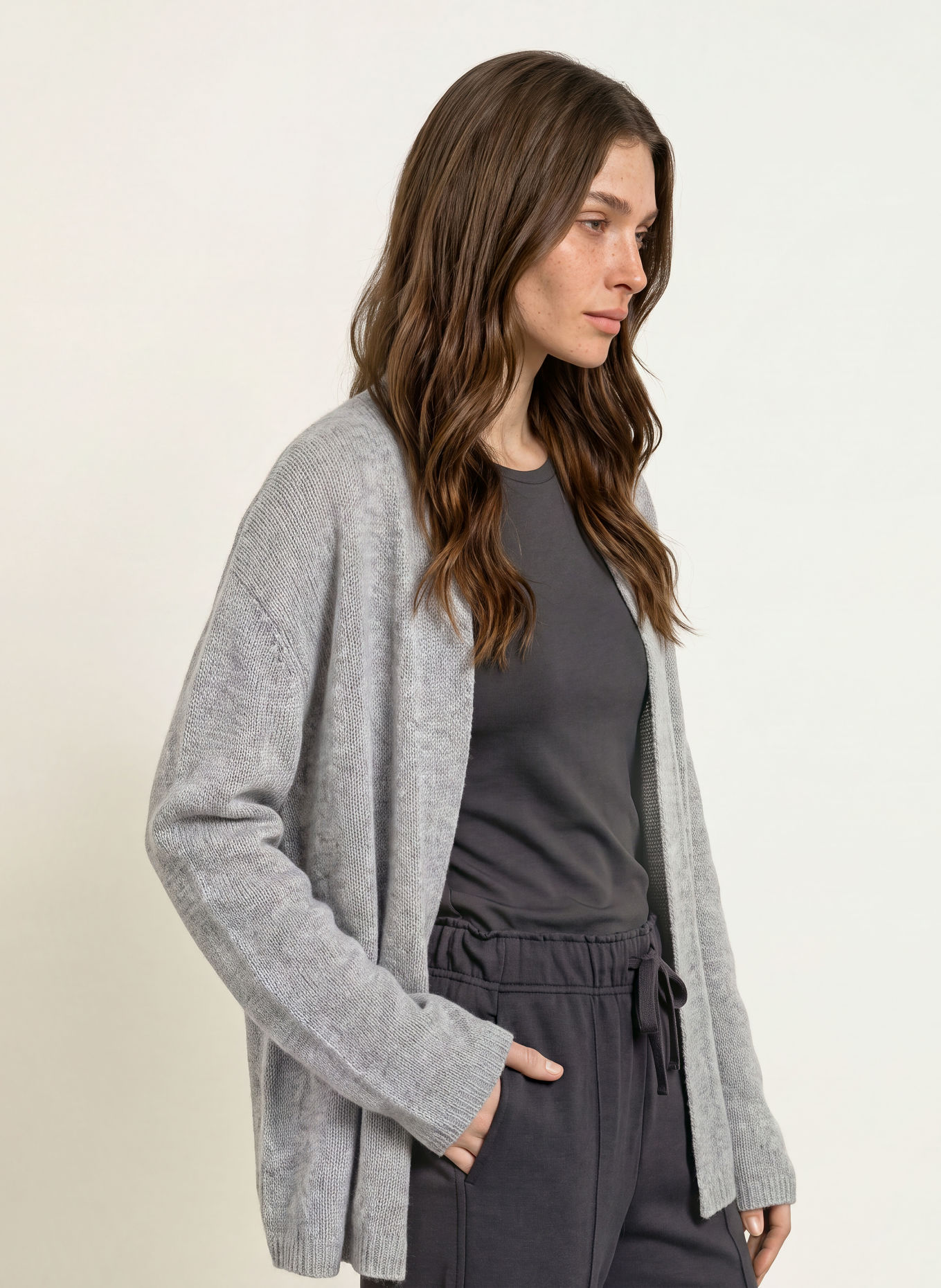 Juvia SAVIYA Cashmere Knit Wrap: GRAY