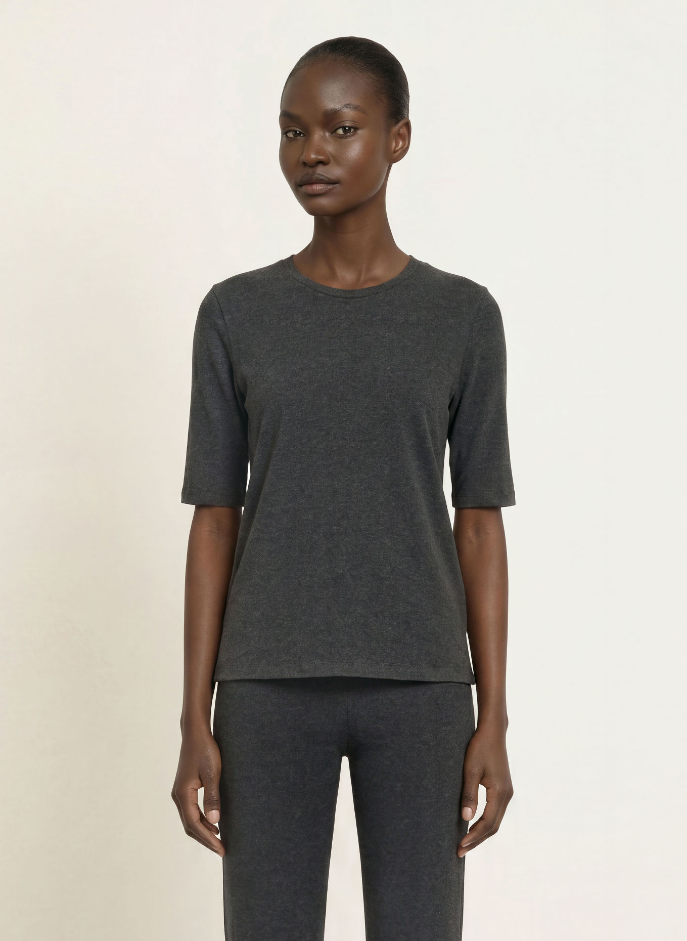 Juvia RABEA T-shirt: DARK GRAY