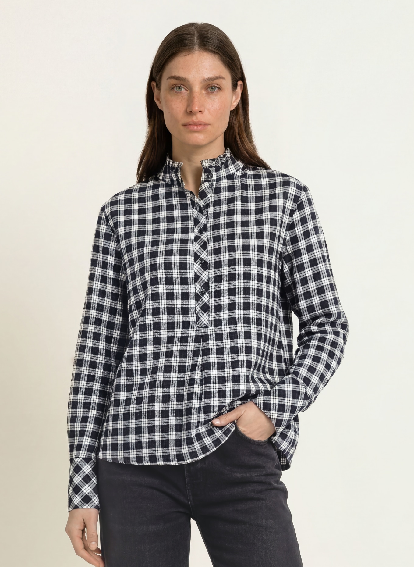 lilienfels Blusenshirt mit Rüschen: SCHWARZ / WEISS