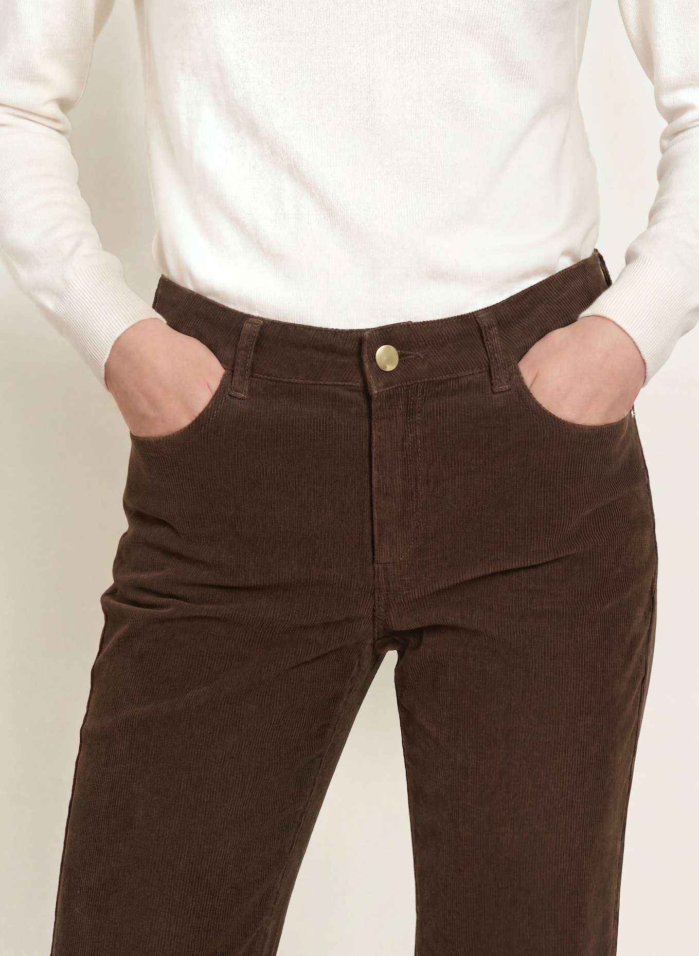 BRAX Pantaloni bootcut SHAKIRA din velur: MARO ÎNCHIS