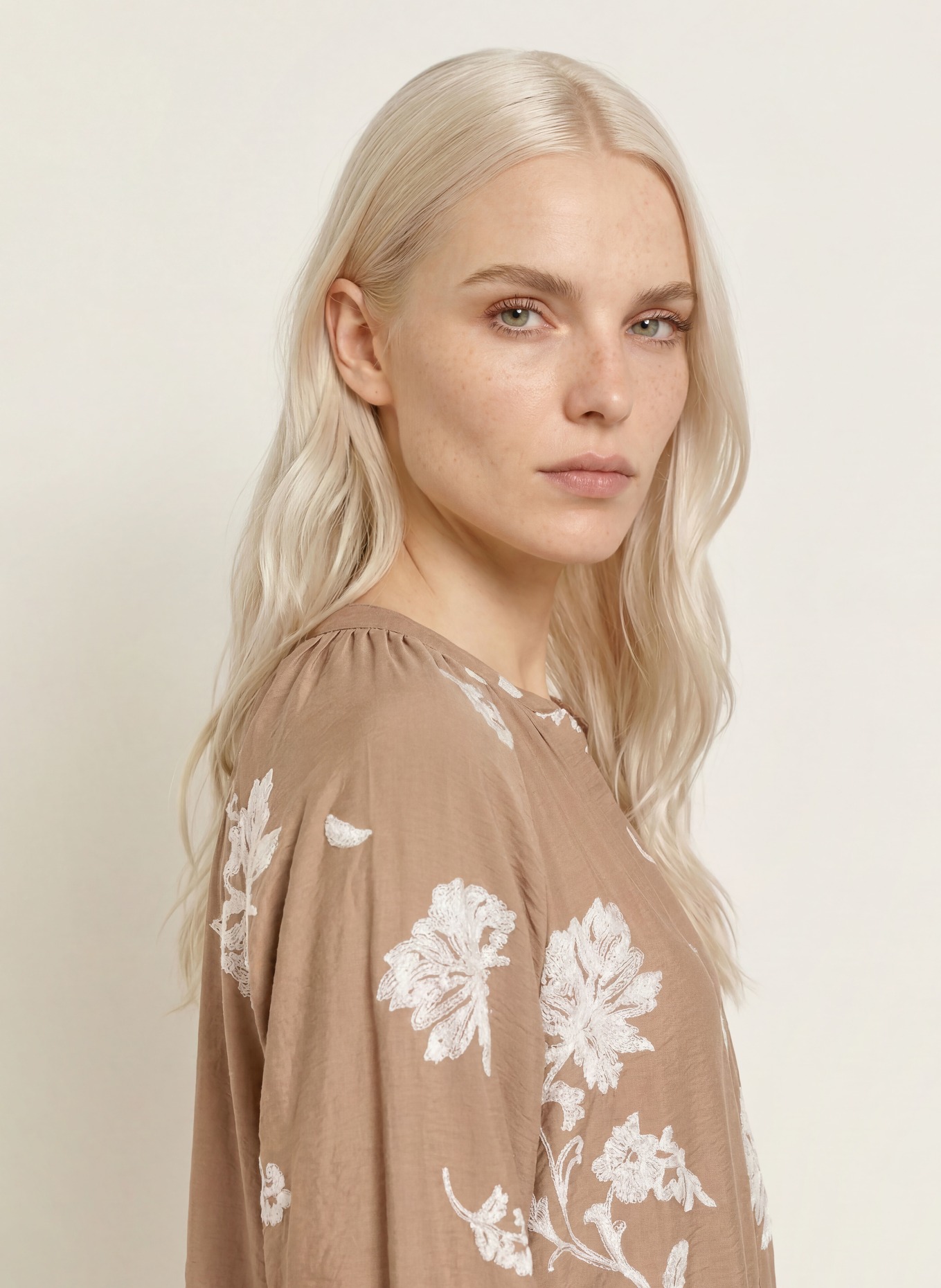 BRAX Blouse VIVIAN: BRUIN / WIT