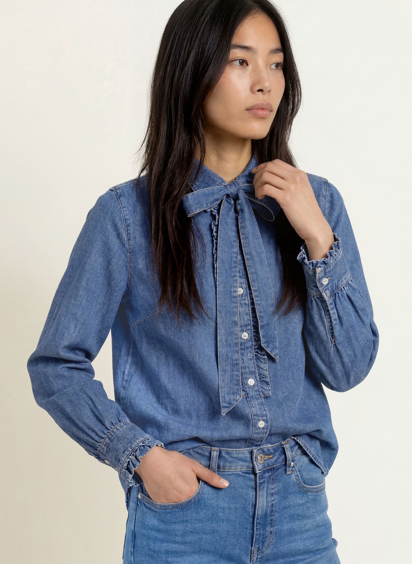 BRAX Jeansbluse VICTORIA mit abnehmbarer Schluppe: BLAU