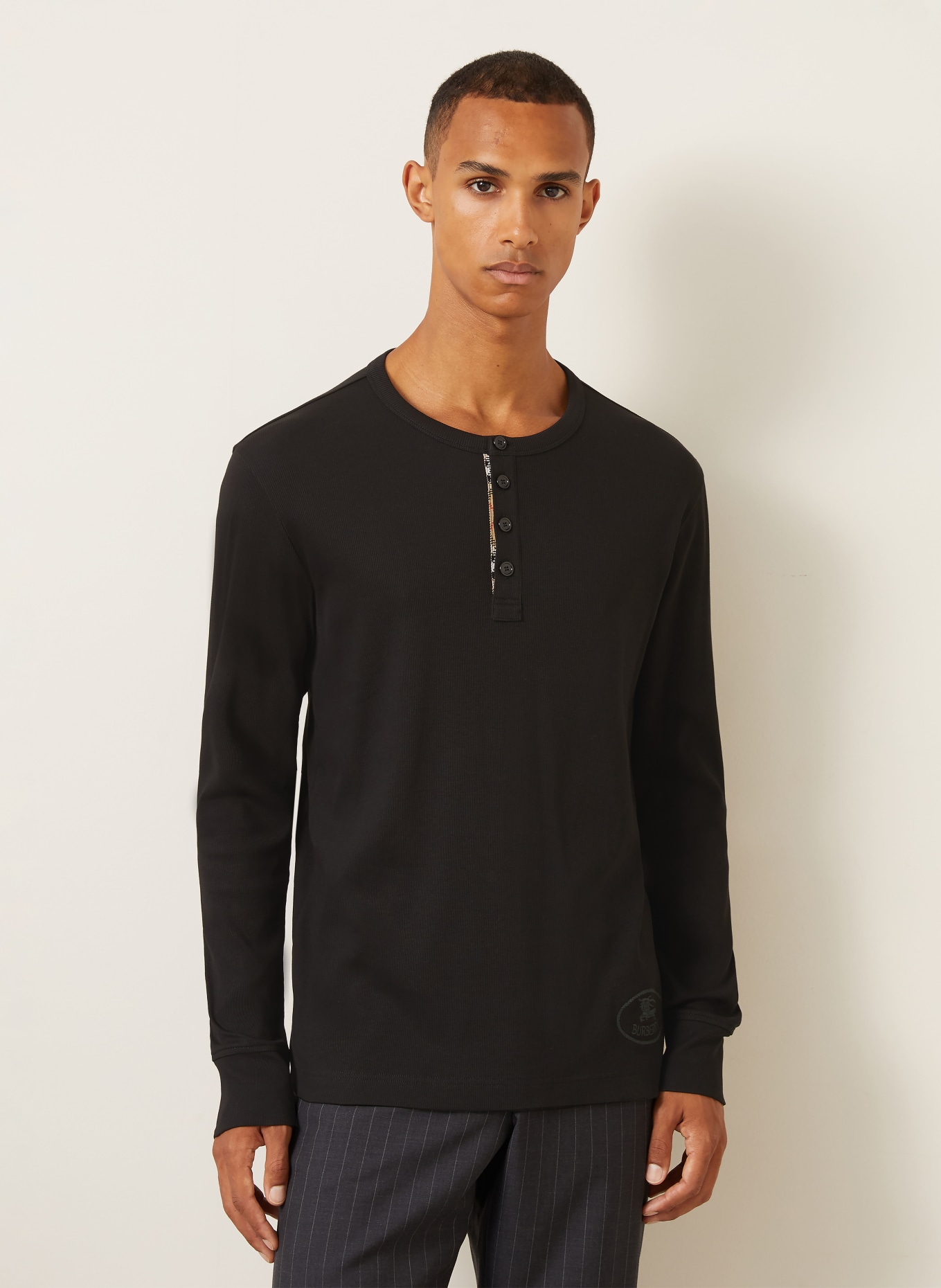 BURBERRY Henley-tröja: SVART