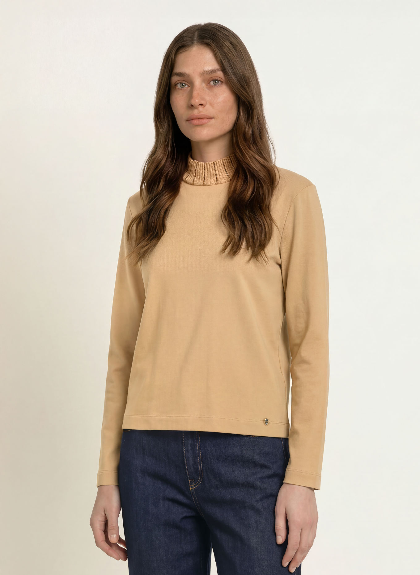 MARC CAIN Longsleeve mit Schmucksteinen: 620 tannin