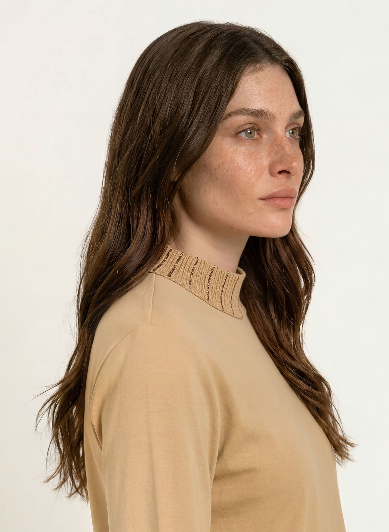 MARC CAIN Longsleeve mit Schmucksteinen: 620 tannin