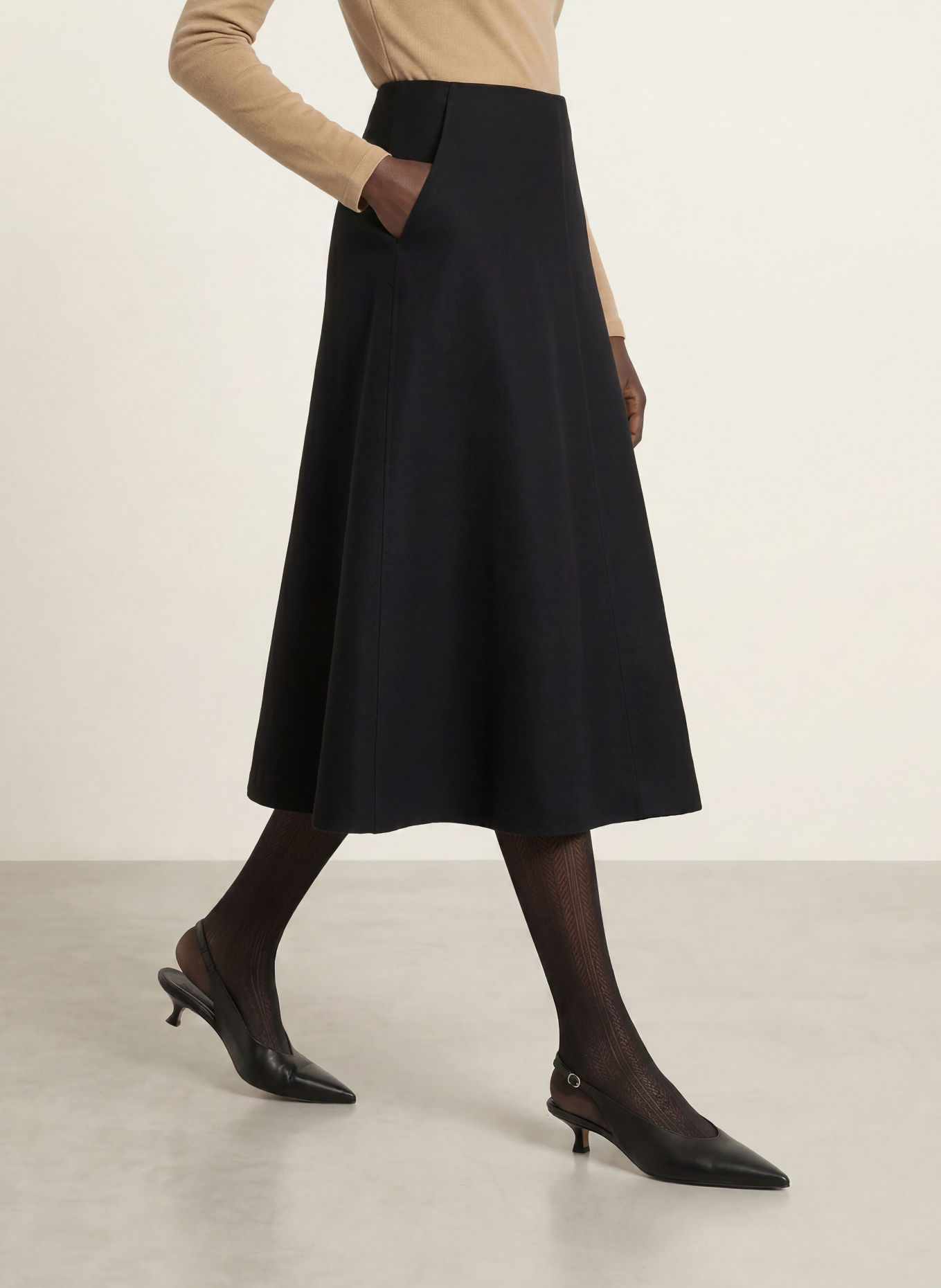 MARC CAIN Rok: 900 black new