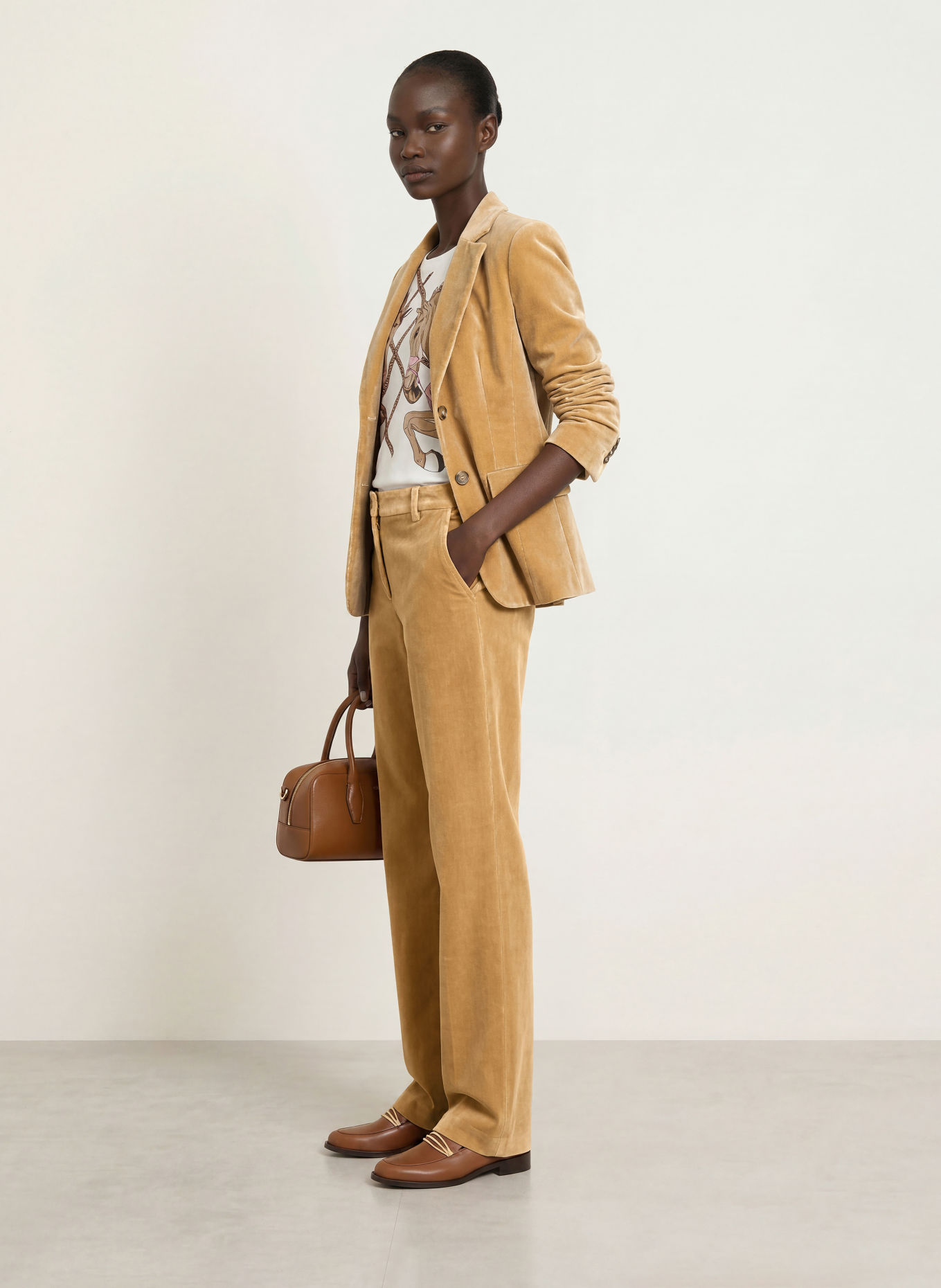 MARC CAIN Cordblazer: 620 tannin