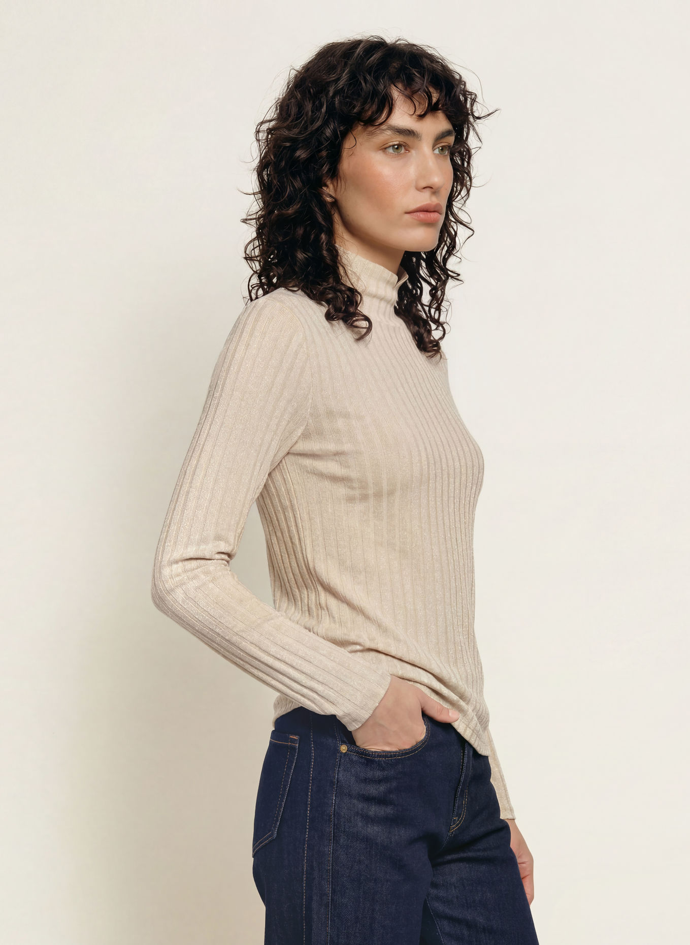 MARC CAIN Long-sleeve shirt with glitter yarn: 620 tannin
