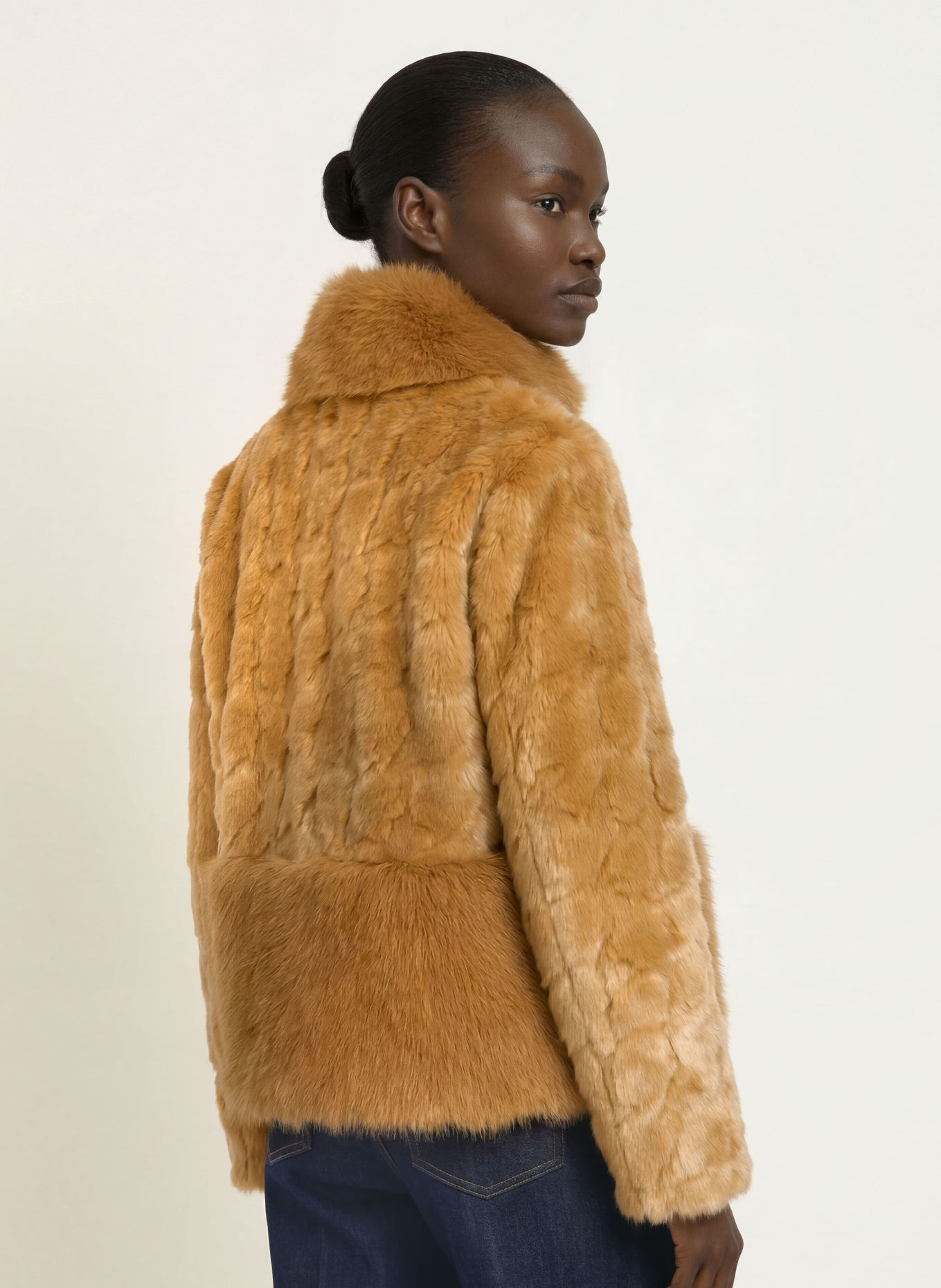MARC CAIN Veste en fausse fourrure: 620 tannin