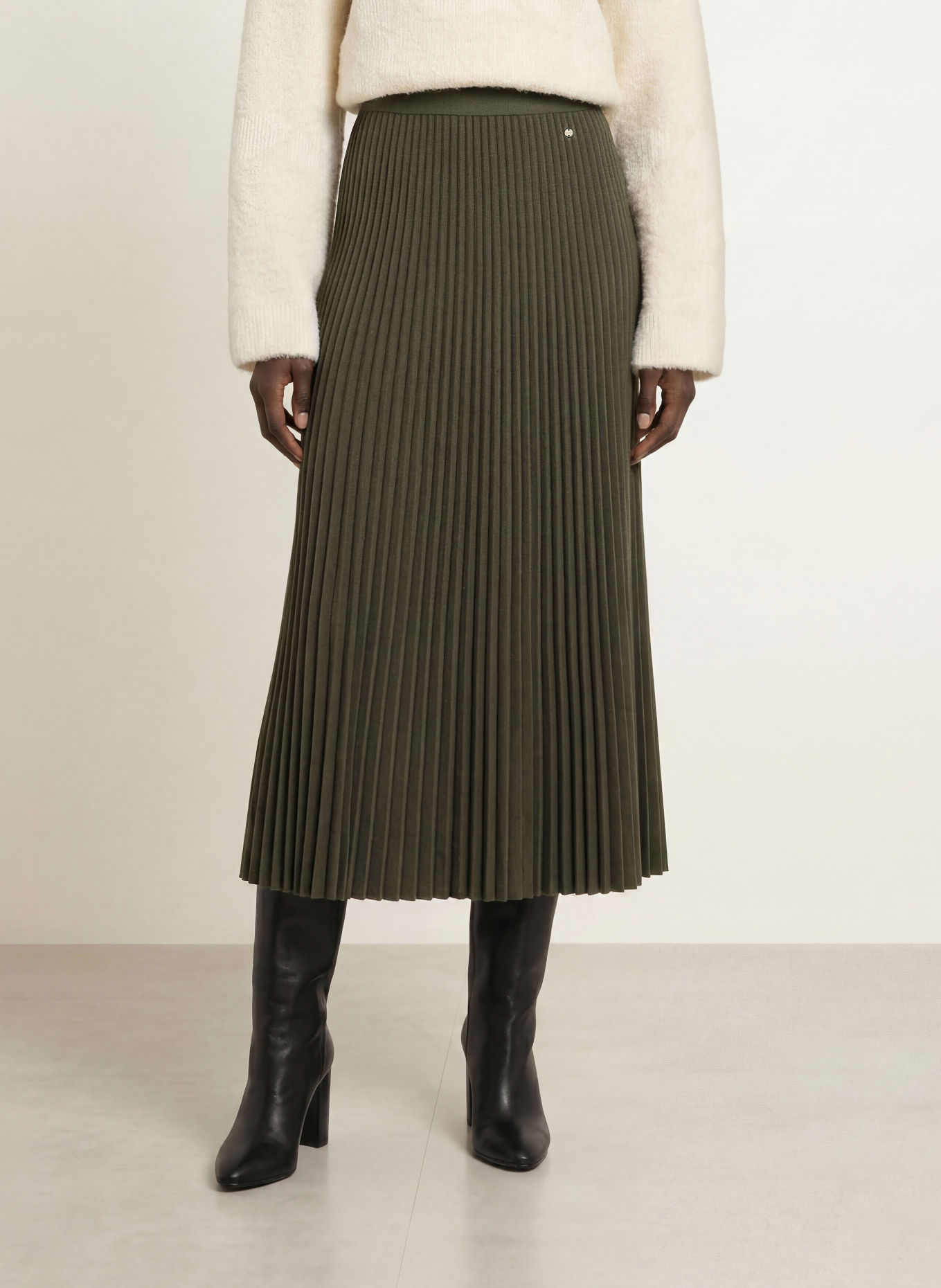 MARC CAIN Pleated flannel skirt: 599 forest night new